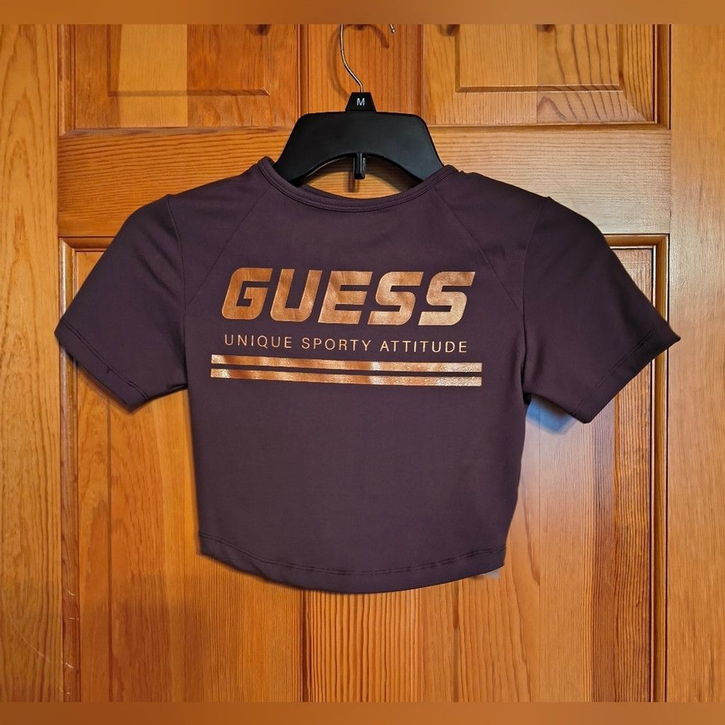 Guess GUESS Metallic Logo Short Sleeve Crop Top NWT Size XS / US 0-2 / IT 36-38 - 5 Thumbnail