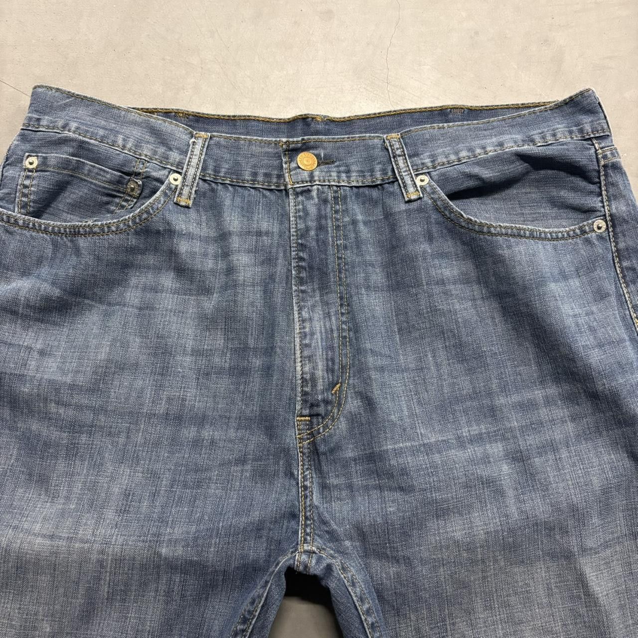 Levi's Crazy Vintage Y2K/2000s Baggy Levis 505 Streetwear Medium Wash Denim Jeans! Size US 38 / EU 54 - 4 Thumbnail