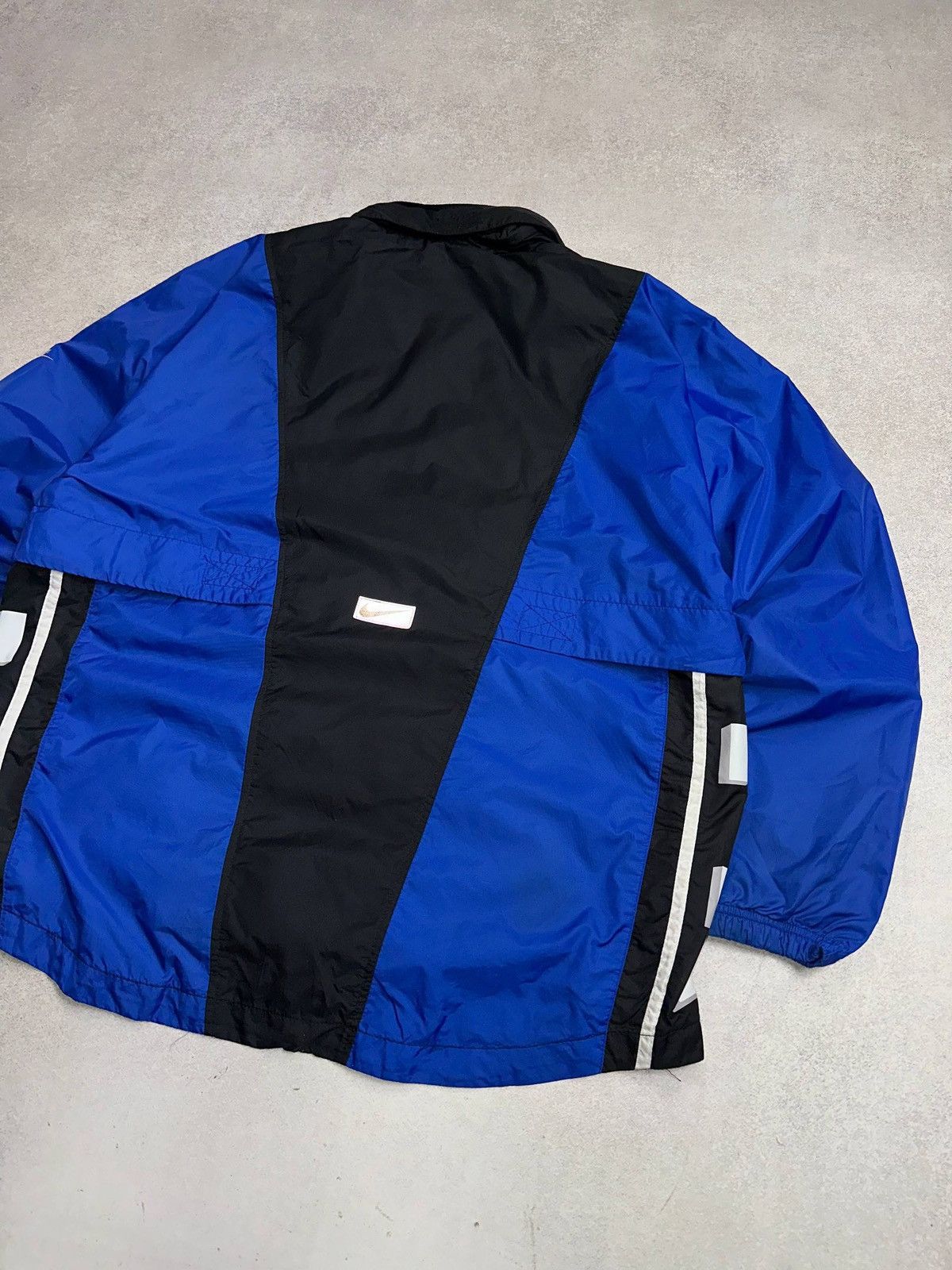 Nike Vintage Nike Nylon Quarter Zip Jacket L Mens Size US L / EU 52-54 / 3 - 5 Thumbnail