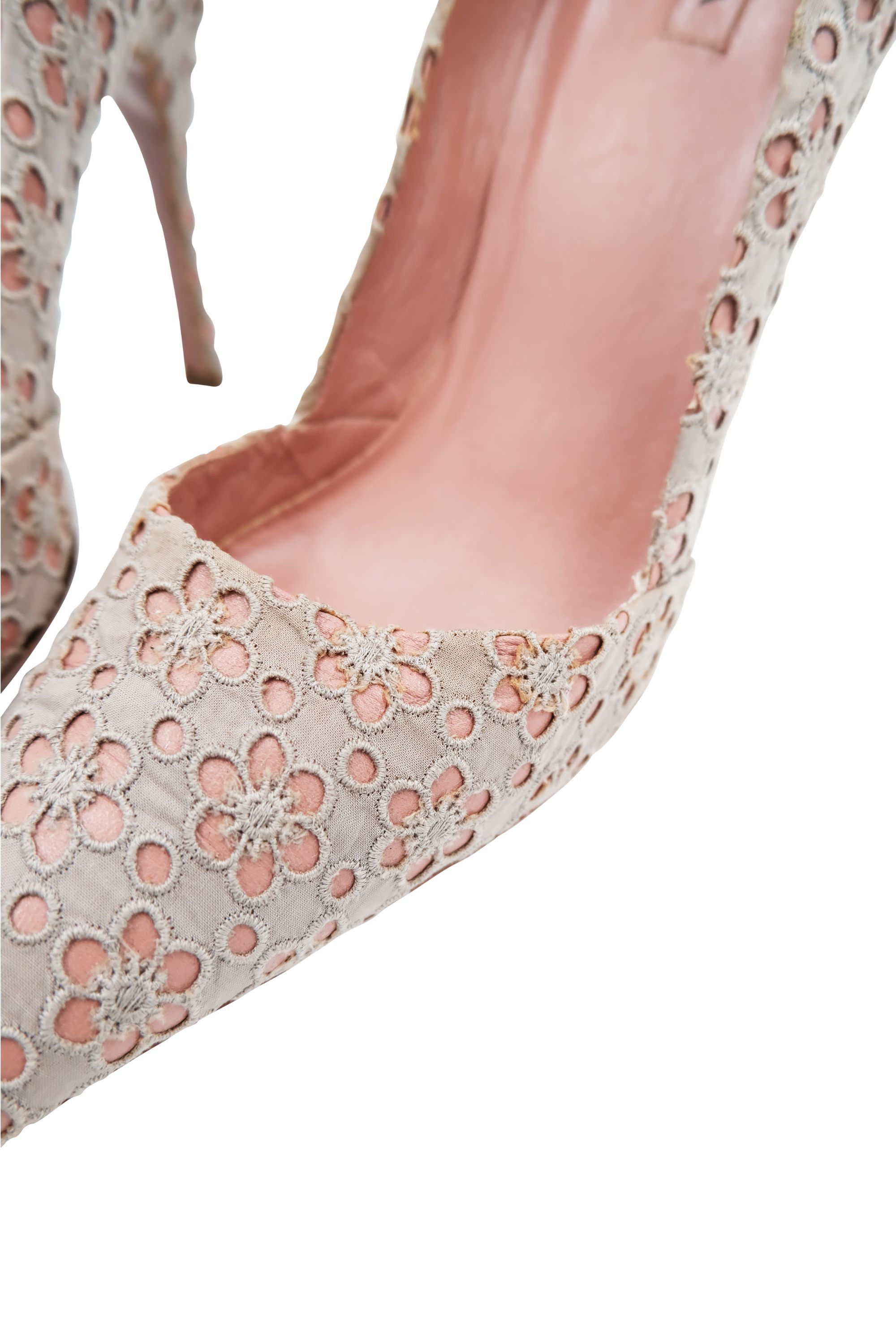 Alaia Alaïa Beige Floral Lace Pointed-Toe Pumps Size US 8.5 / IT 38.5 - 3 Thumbnail