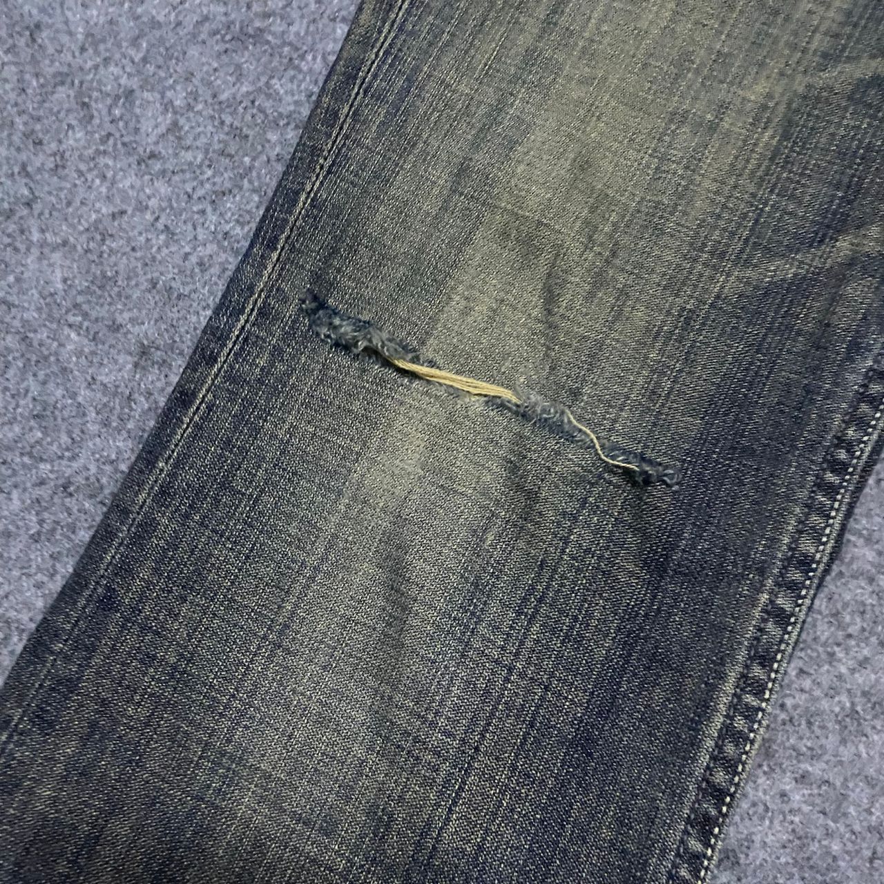 If Six Was Nine 💥Flare💥Vintage Levis Distressed Denim Size US 31 - 9 Thumbnail