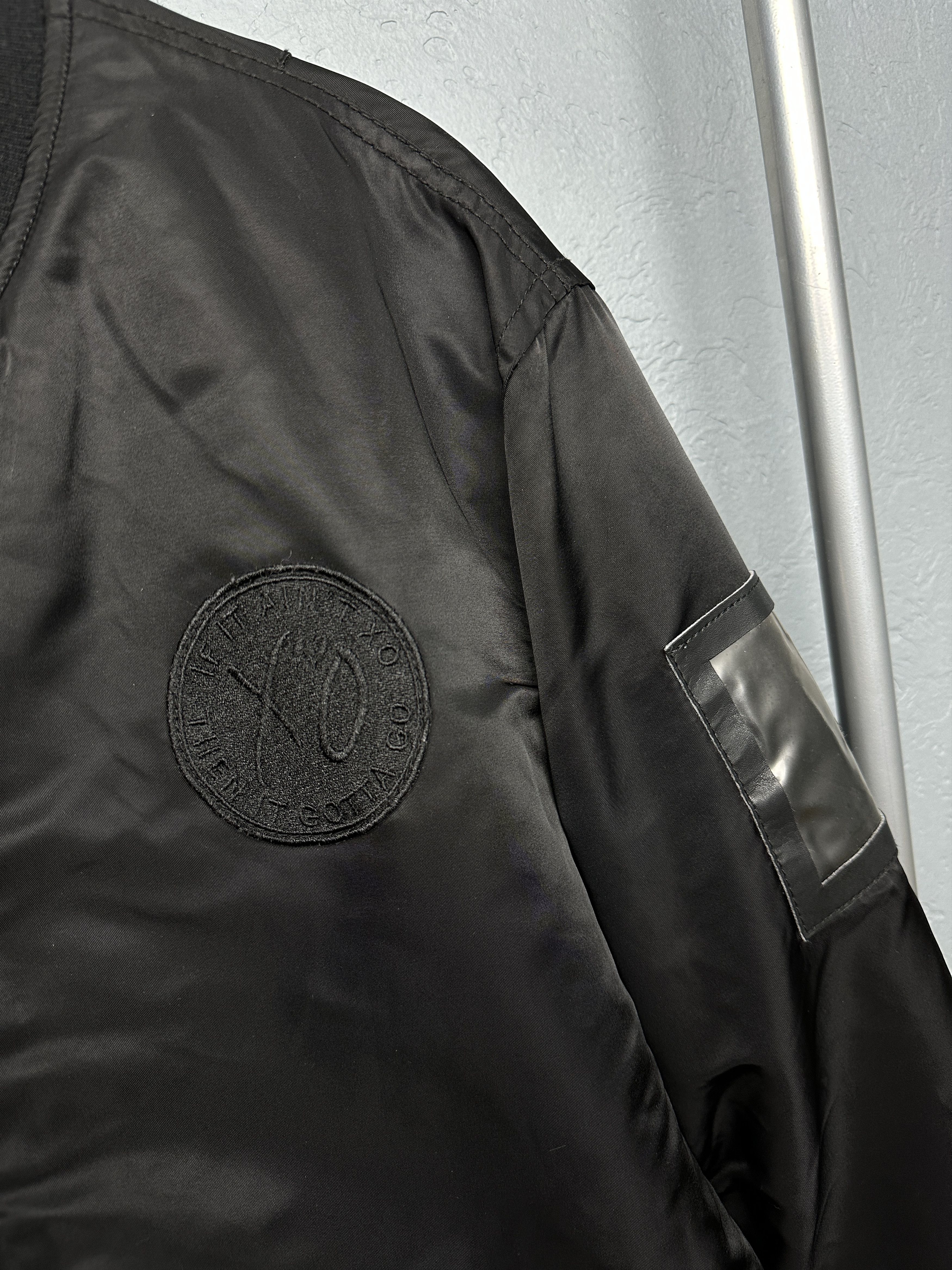 H&M × The Weeknd H&M x The Weekend XO Bomber Jacket Patch Satin Size US M / EU 48-50 / 2 - 3 Thumbnail
