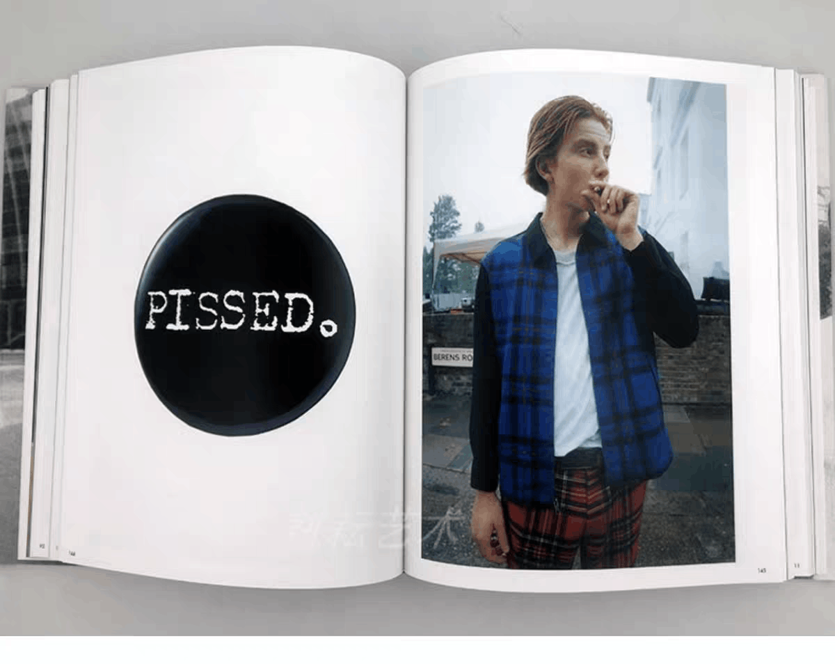 Supreme SUPREME BOOK VOL 2 FW19 Size ONE SIZE - 5 Thumbnail