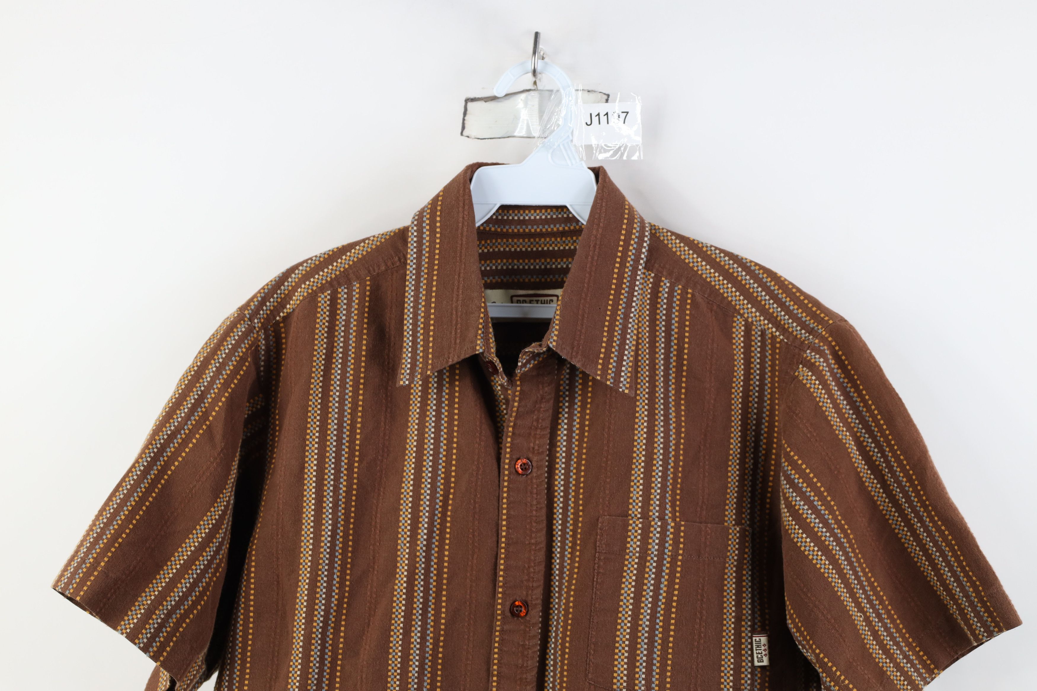 Vintage Vintage 90s Y2K Streetwear Striped Button Shirt Size US M / EU 48-50 / 2 - 2 Thumbnail