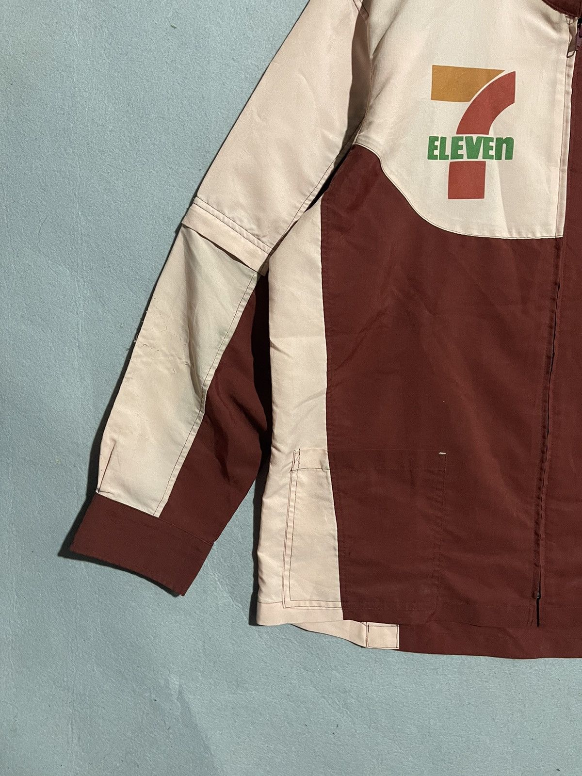 Japanese Brand Vintage 7-Eleven Uniform Jacket Detachable Sleeves Size US XL / EU 56 / 4 - 5 Thumbnail