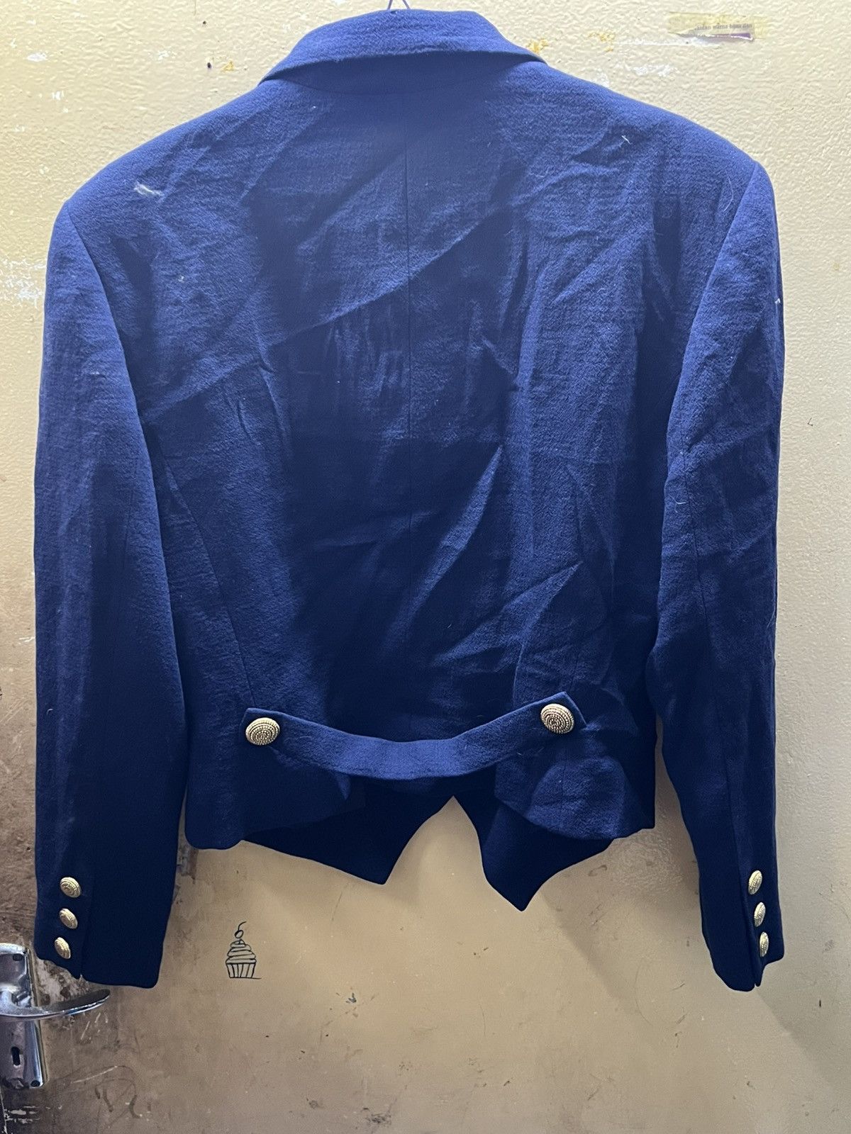 Pierre Balmain Pierre Balmain blazer jacket large gold-tone buttons. Size M / US 6-8 / IT 42-44 - 3 Thumbnail