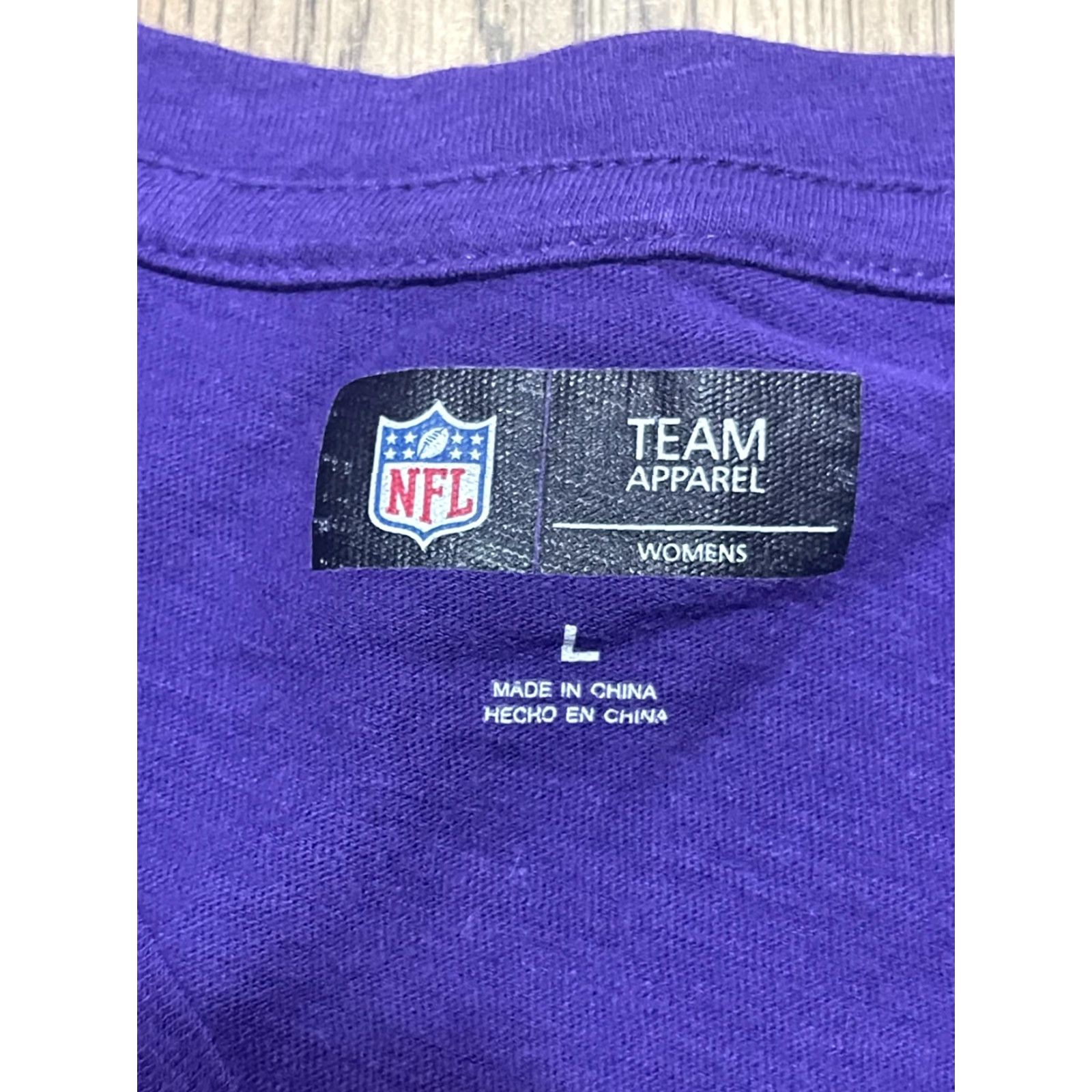 Vintage Team Apparel Shirt Womens Large Purple Minnesota Vikings V-Neck Shirt Size L / US 10 / IT 46 - 7 Thumbnail