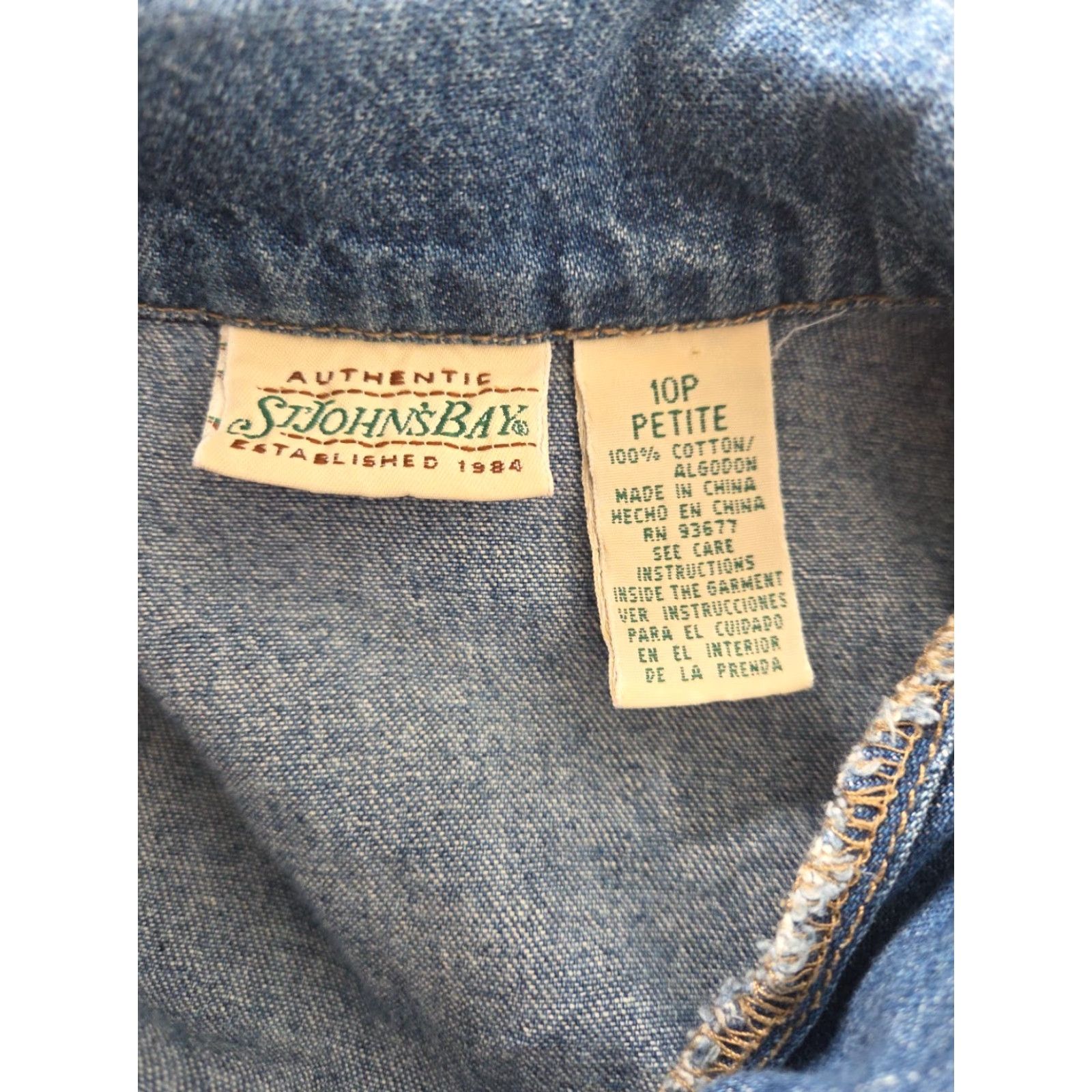Denime VINTAGE 90s Denim Romper Womens Small Blue Sleeveless Button Up Shirt Short Tall Size S / US 4 / IT 40 - 3 Thumbnail