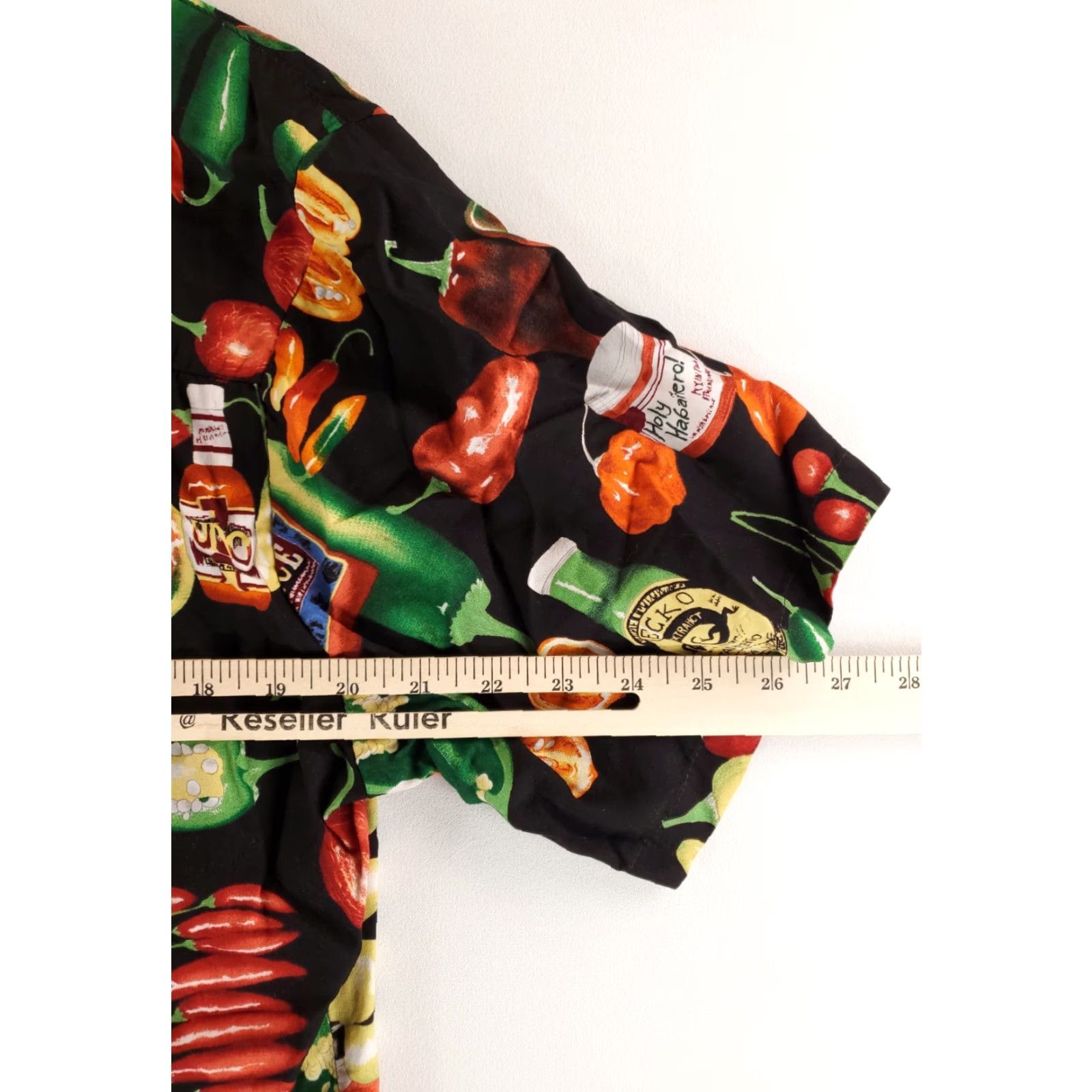 Paradise Found Paradise Found Tony Soprano Hot Sauce Peppers Button Up Shirt Rayon Mens M Multicolor Short Sleeve Shirt Mens M Size US M / EU 48-50 / 2 - 4 Thumbnail