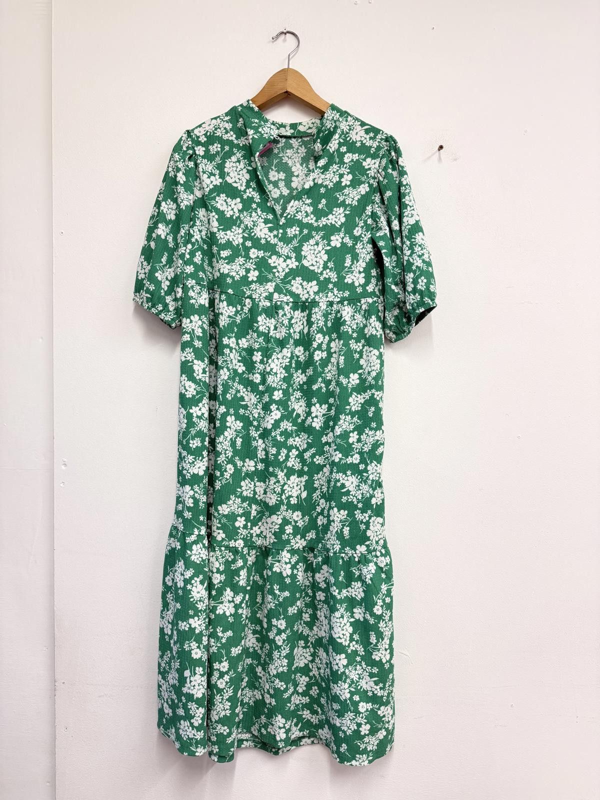 Other New Look Maternity Green Floral Midi Dress UK 8 Size S / US 4 / IT 40 - 4 Thumbnail