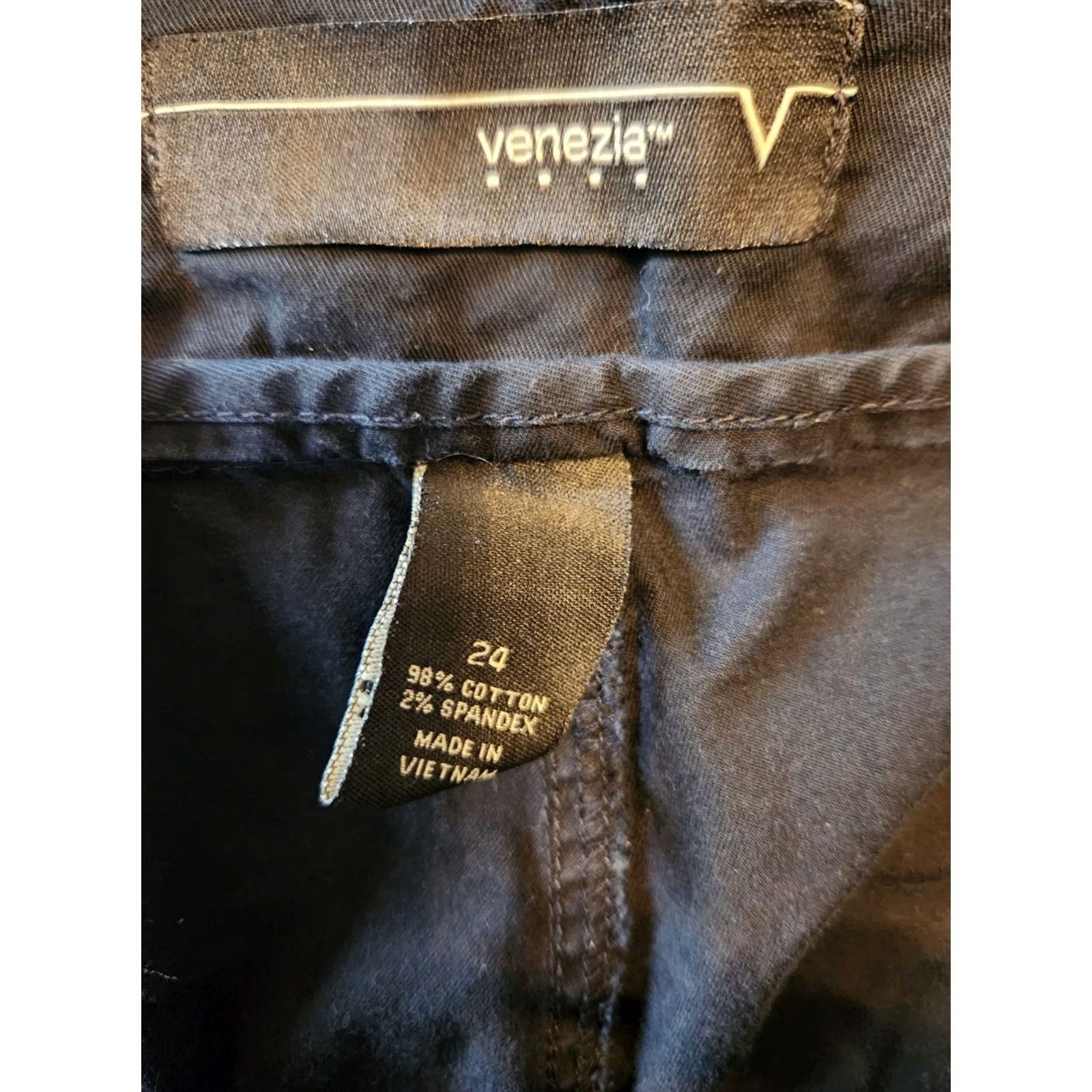 Vintage Venezia Black Bermuda Casual Shorts 24 Plus Size 42" / US 20 - 8 Thumbnail
