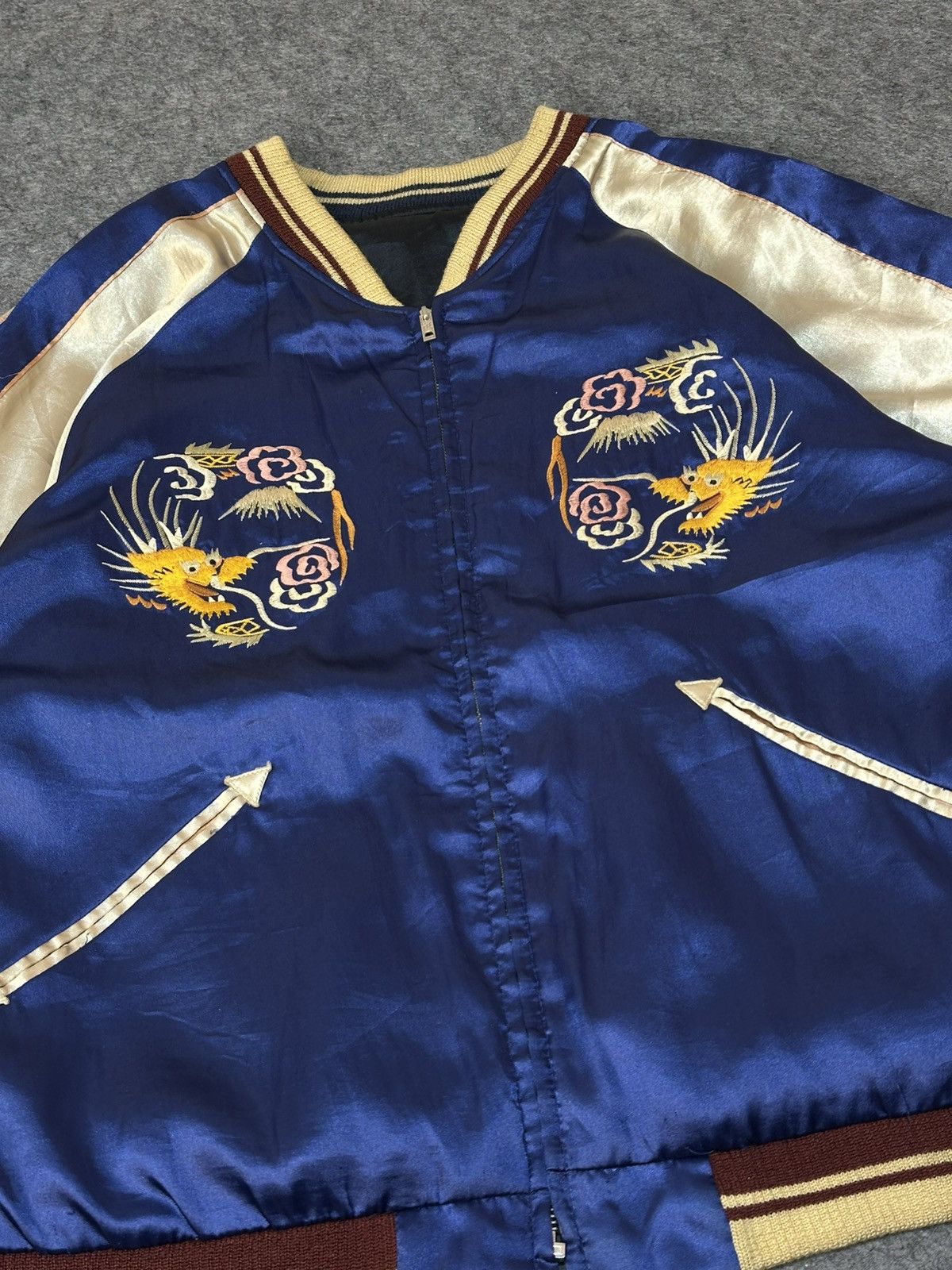 Japanese Brand Sukajan Tailor Toyo Japanese reversible souvenir jacket. Size US L / EU 52-54 / 3 - 4 Thumbnail
