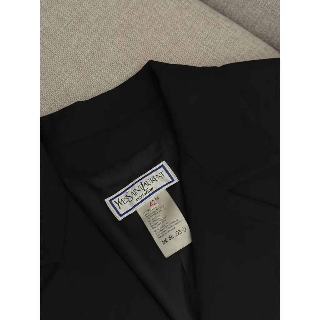 Yves Saint Laurent Yves Saint Laurent Vintage Black Skirt Suit Set Size FR42 Size 30" / US 8 / IT 44 - 4 Thumbnail
