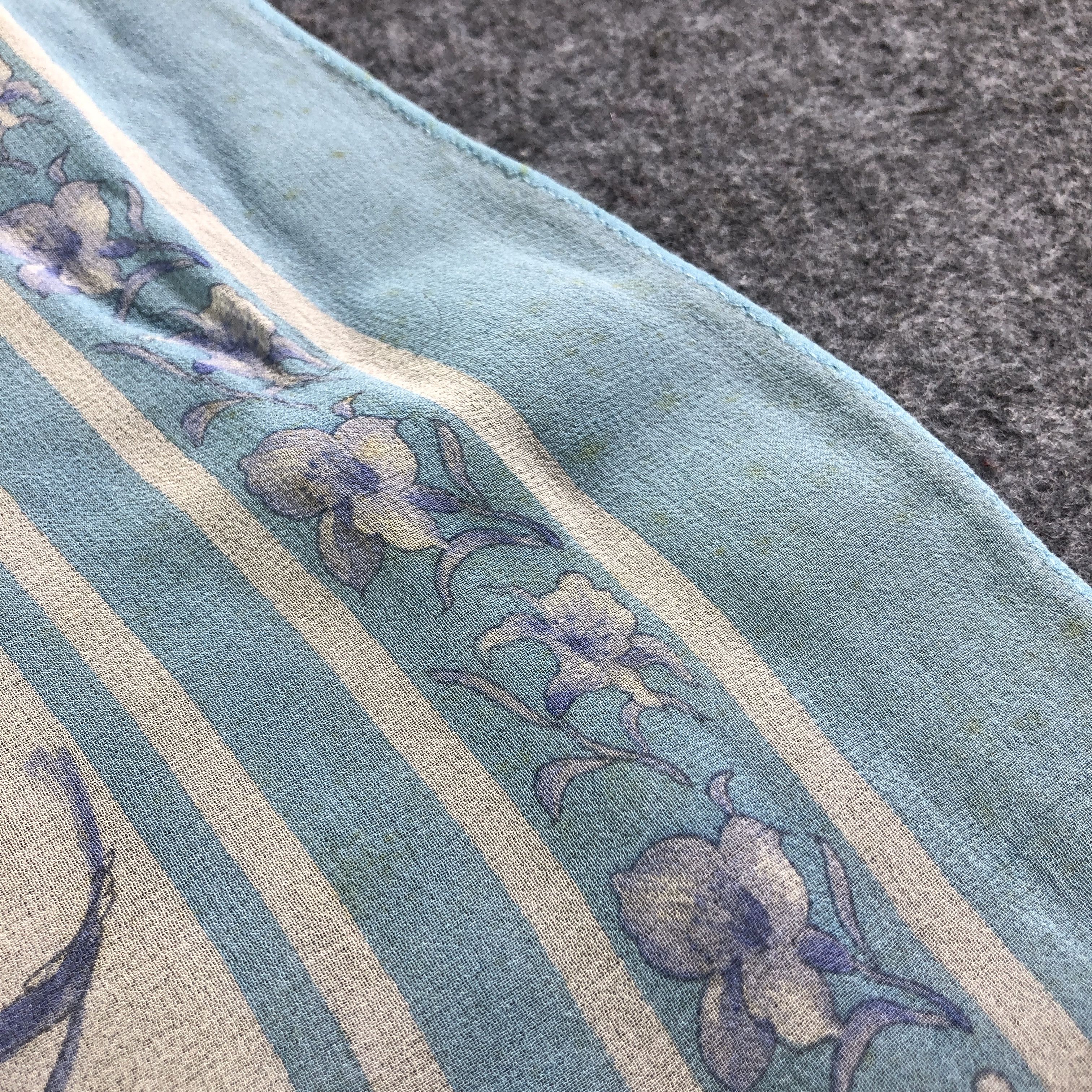 Hardy Amies Hardy Amies Floral Silk Scarf M1010 Size ONE SIZE - 7 Thumbnail