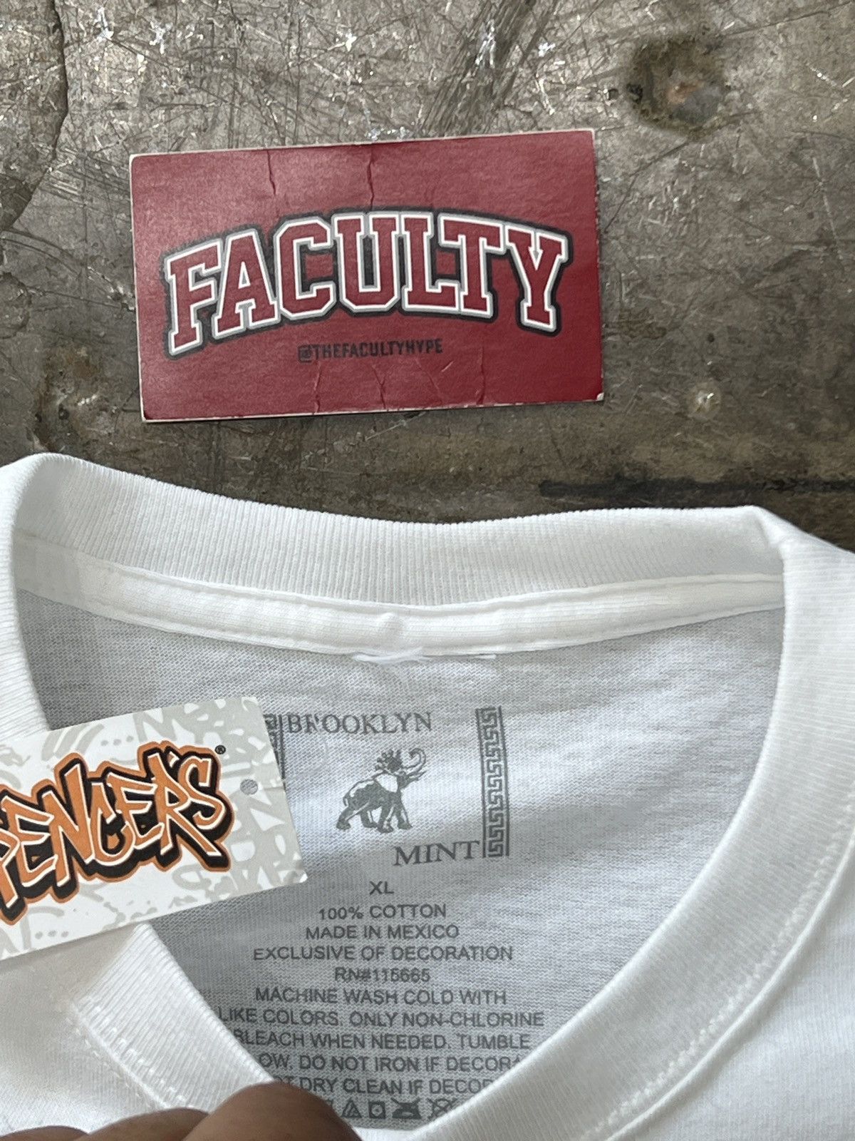 Rap Tees Notorious BIG Sky's The Limit Brooklyn Mint DEADSTOCK Tee XL Size US XL / EU 56 / 4 - 3 Thumbnail
