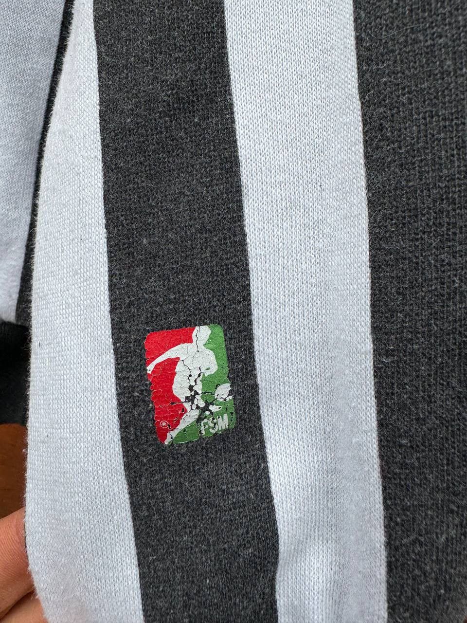 Vintage Juventus Italy 1991/1990 Sweat Top Le Felpe Parmalat sz L Size US L / EU 52-54 / 3 - 3 Thumbnail