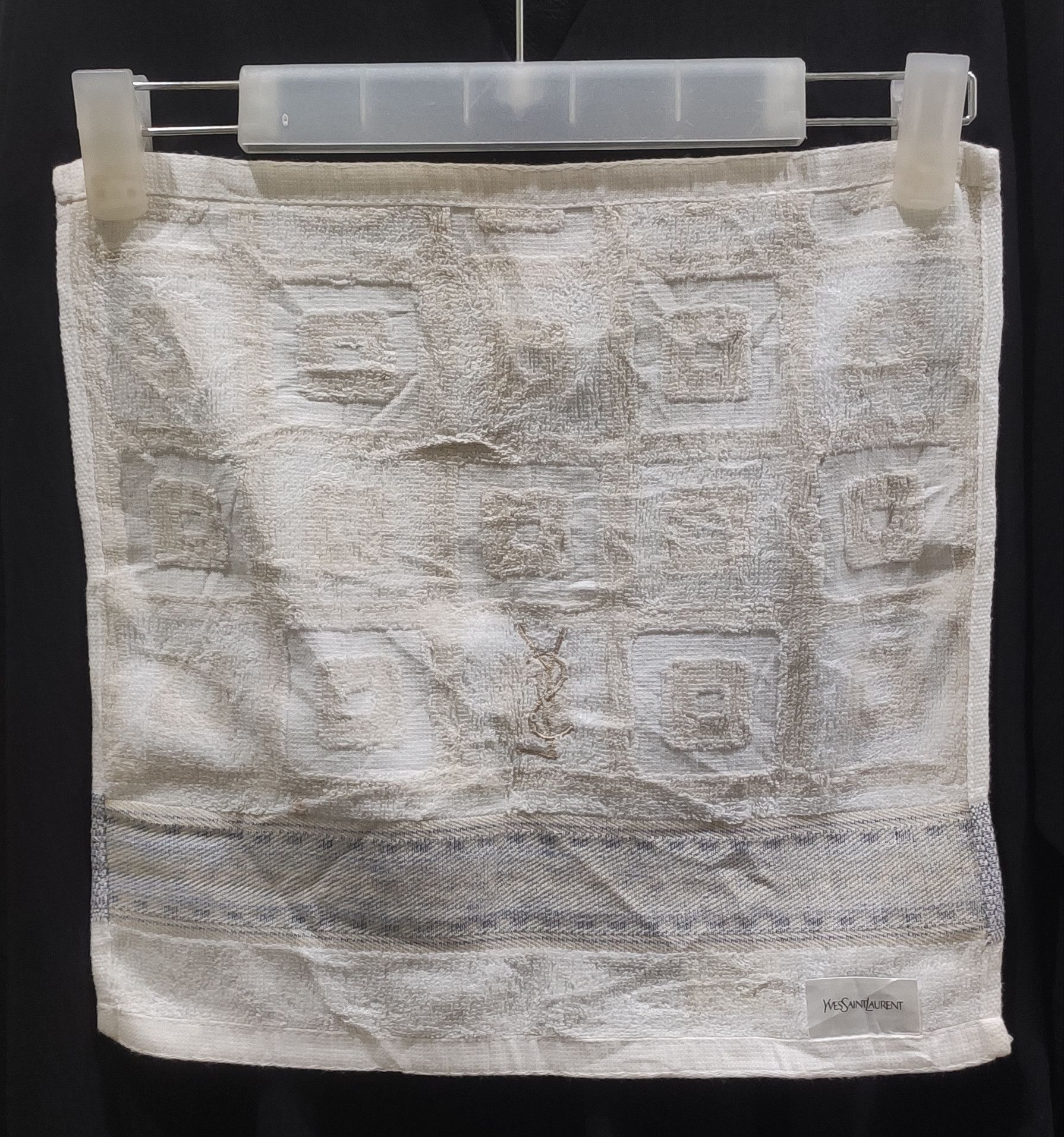 Yves Saint Laurent Yves Saint Laurent Face Towel Size ONE SIZE - 16 Thumbnail