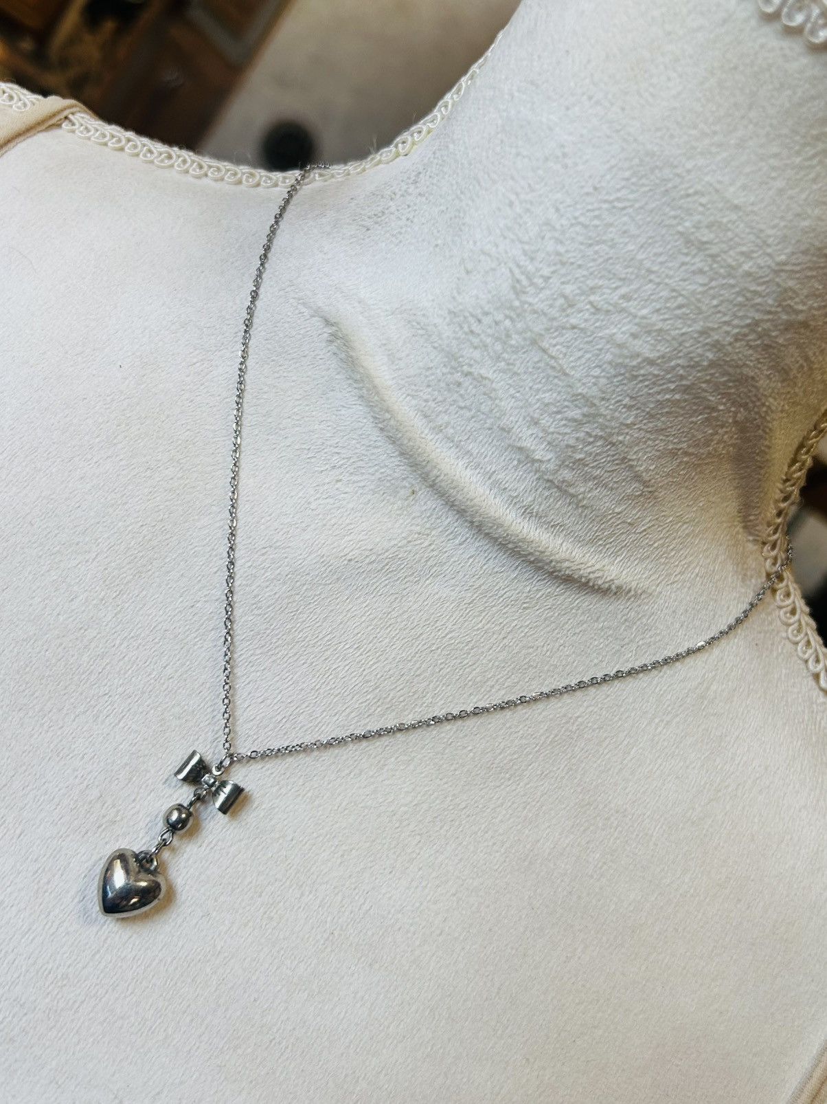 Handmade Handcrafted vintage bow with heart pendant on chain necklace Size ONE SIZE - 1 Thumbnail