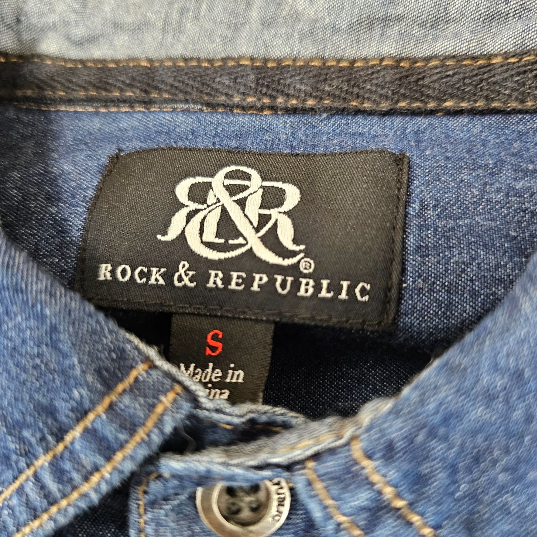 Vintage Rock & Republic Shirt Mens Small Blue Denim Collared Button-Up Cotton Casual Long Sleeve Size US S / EU 44-46 / 1 - 4 Thumbnail