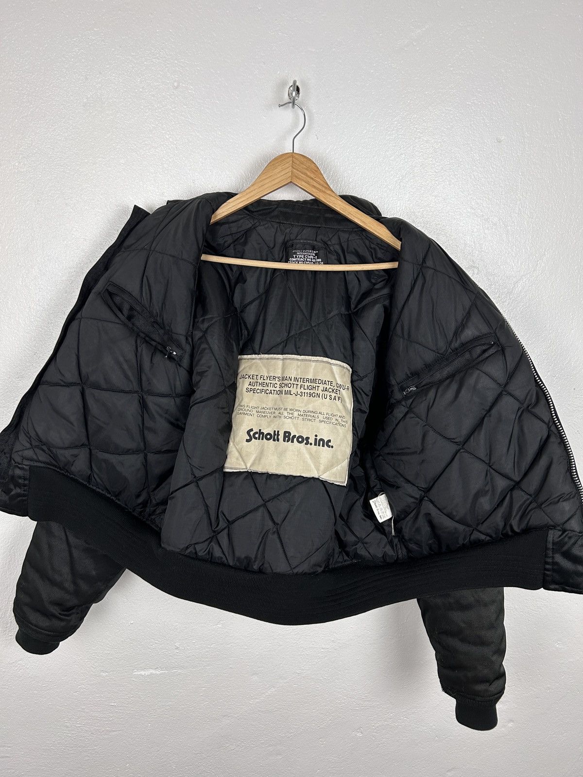 Schott 90s Vintage Schott CWU-R Intermediate Flight Jacket Bomber Size US L / EU 52-54 / 3 - 10 Thumbnail