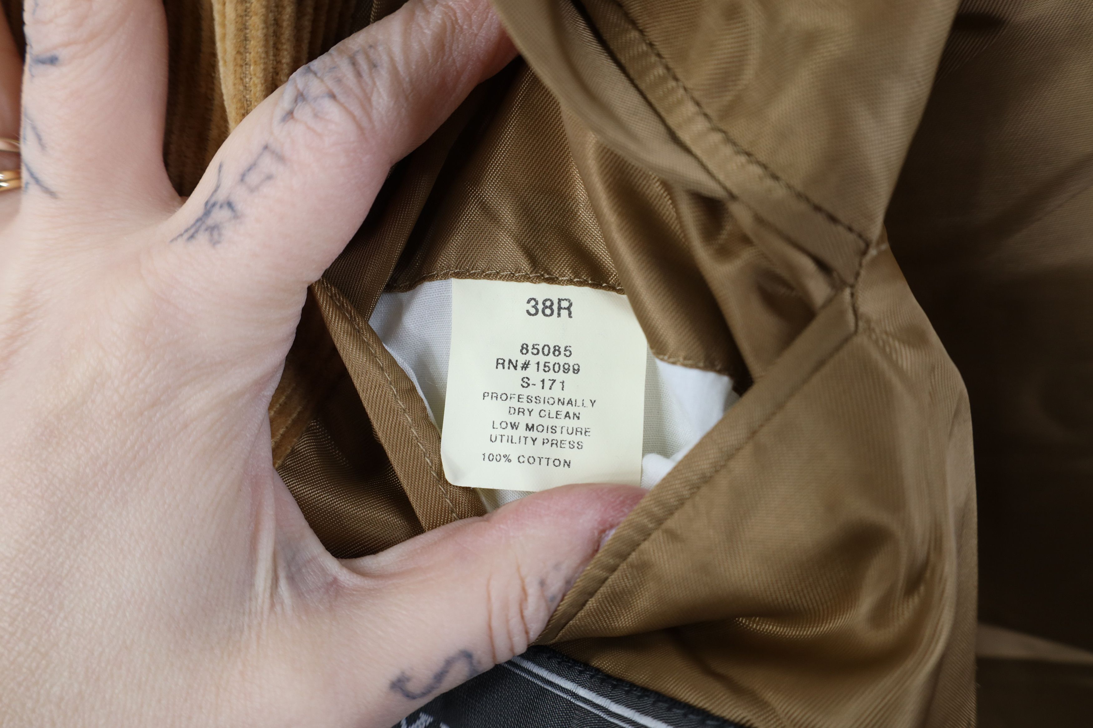 Vintage Vintage 90s Streetwear Corduroy Suit Coat Blazer Jacket Size US L / EU 52-54 / 3 - 12 Thumbnail