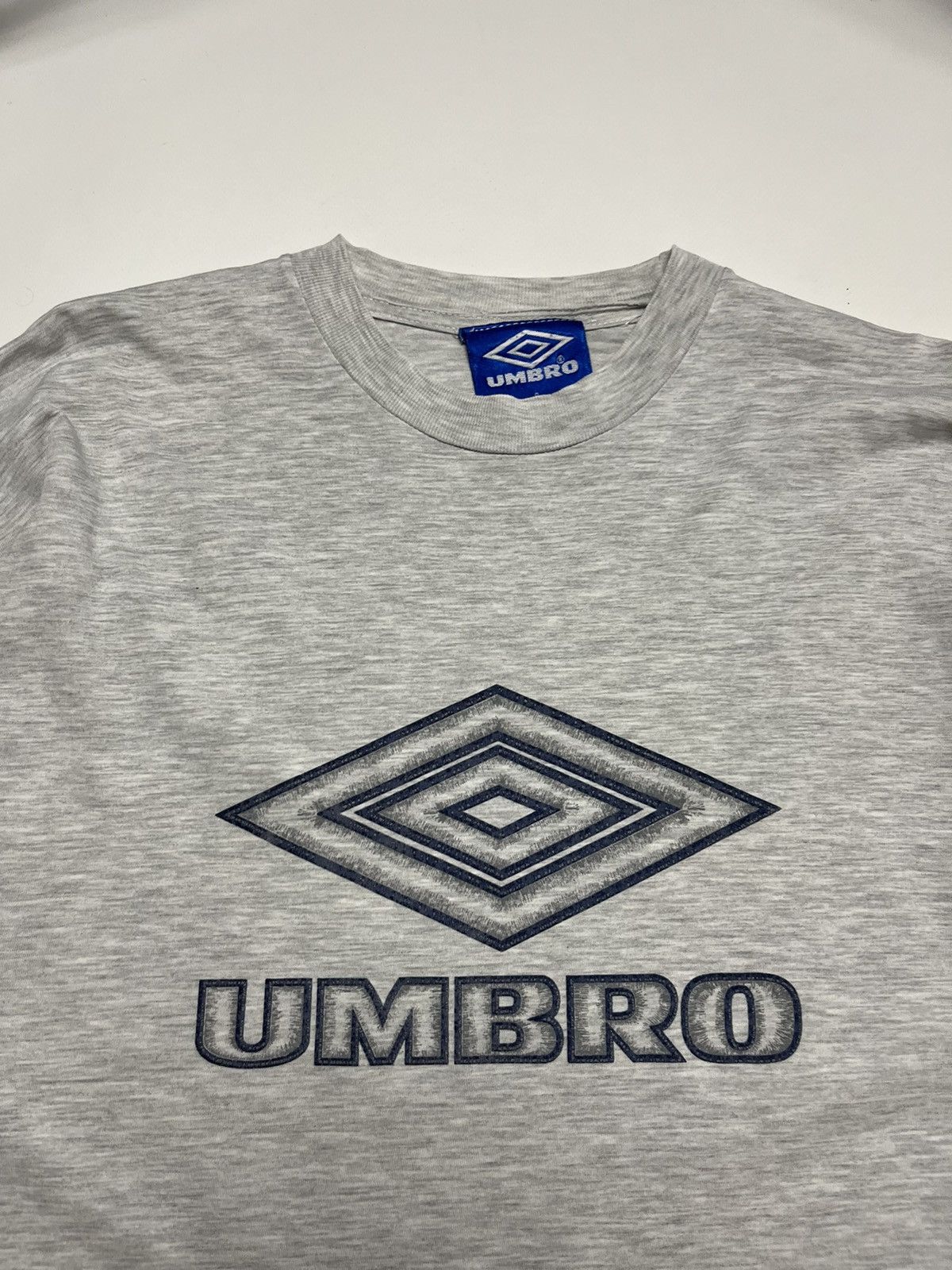 Umbro Vintage 90’s Umbro Oasis Long Sleeve T-Shirt Size US S / EU 44-46 / 1 - 2 Thumbnail