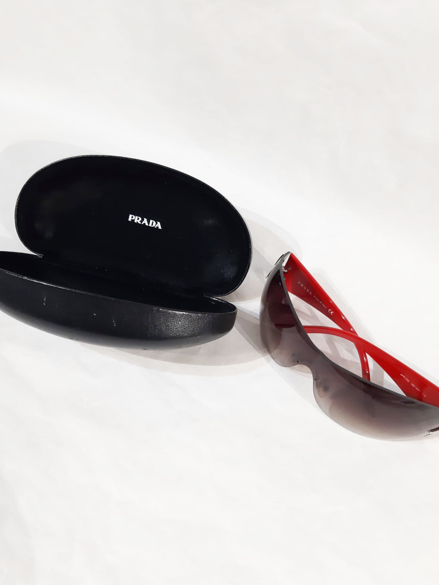 Prada Prada ☄️ Red Star Sunglasses 2004 Y2K Size ONE SIZE - 5 Thumbnail