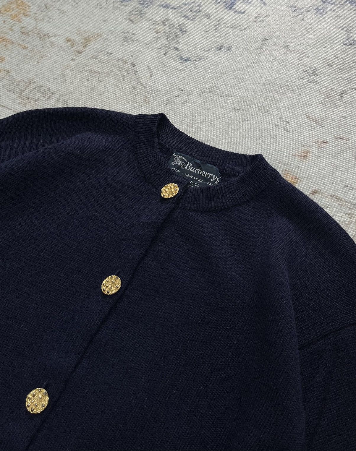 Burberry Burberrys Iron Gold Buttons Merino 2000 100% Pure New Wool Size M / US 6-8 / IT 42-44 - 2 Thumbnail