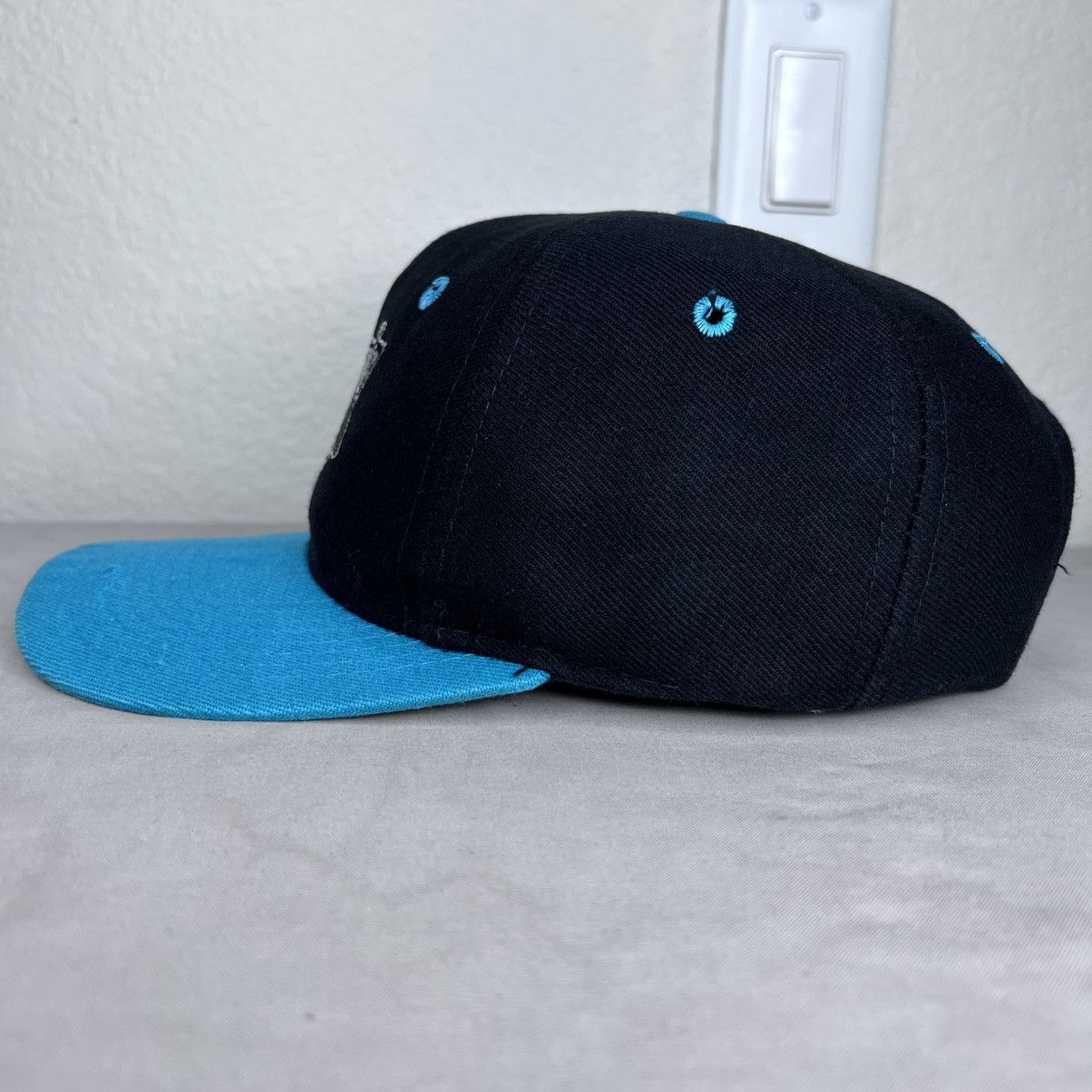 NHL Vintage 1990s San Jose Sharks Two Tone Embroidered Snapback Size ONE SIZE - 6 Thumbnail