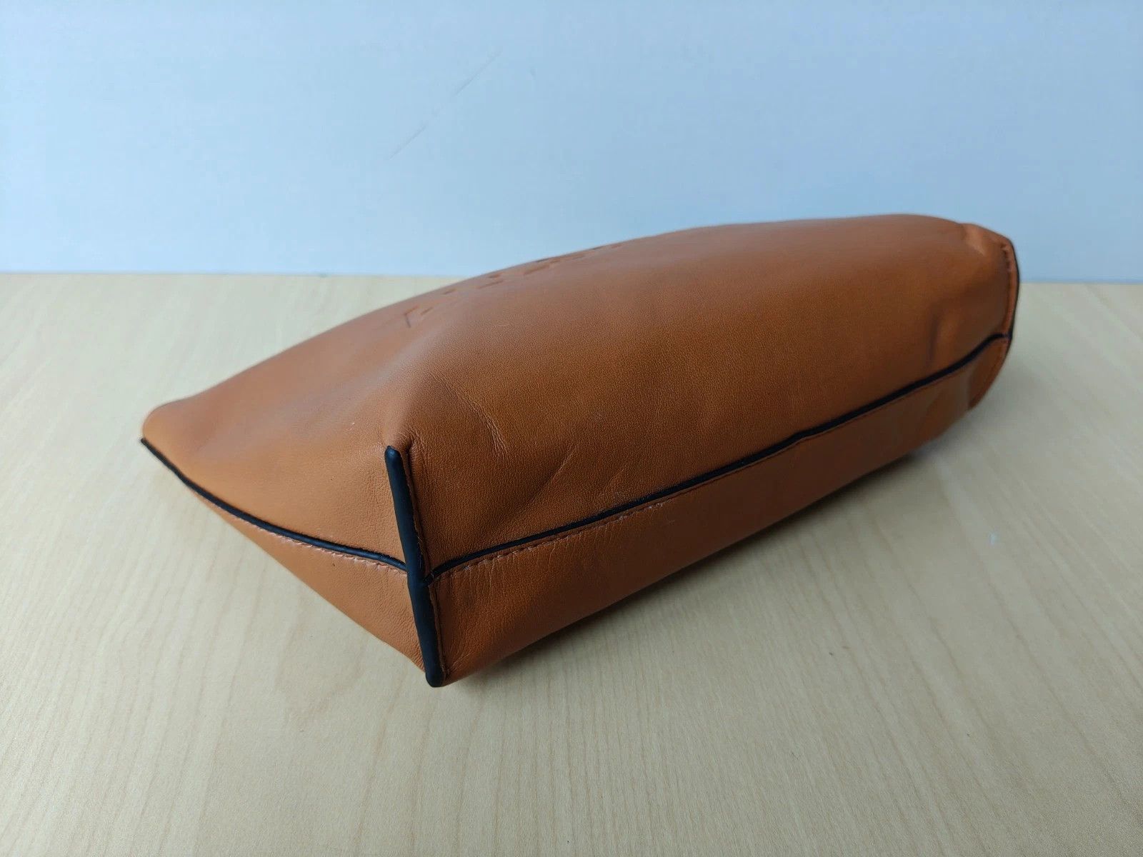 Allsaints ALLSAINTS Emile Leather Logo Pouch Bag FTP - 8202 Size ONE SIZE - 6 Thumbnail