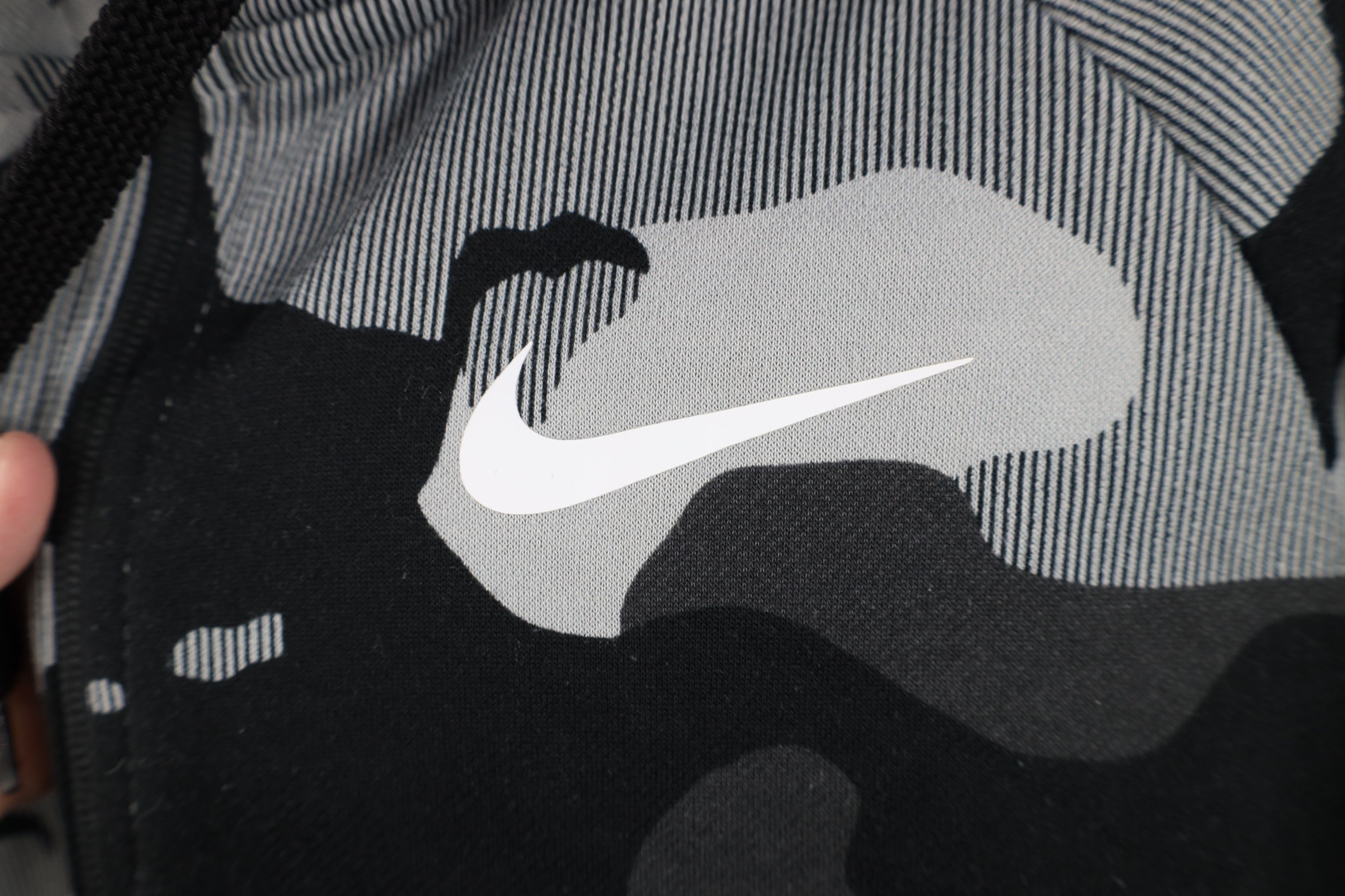 Nike Nike Big Swoosh Camouflage Full Zip Hoodie Sweatshirt Size US L / EU 52-54 / 3 - 4 Thumbnail