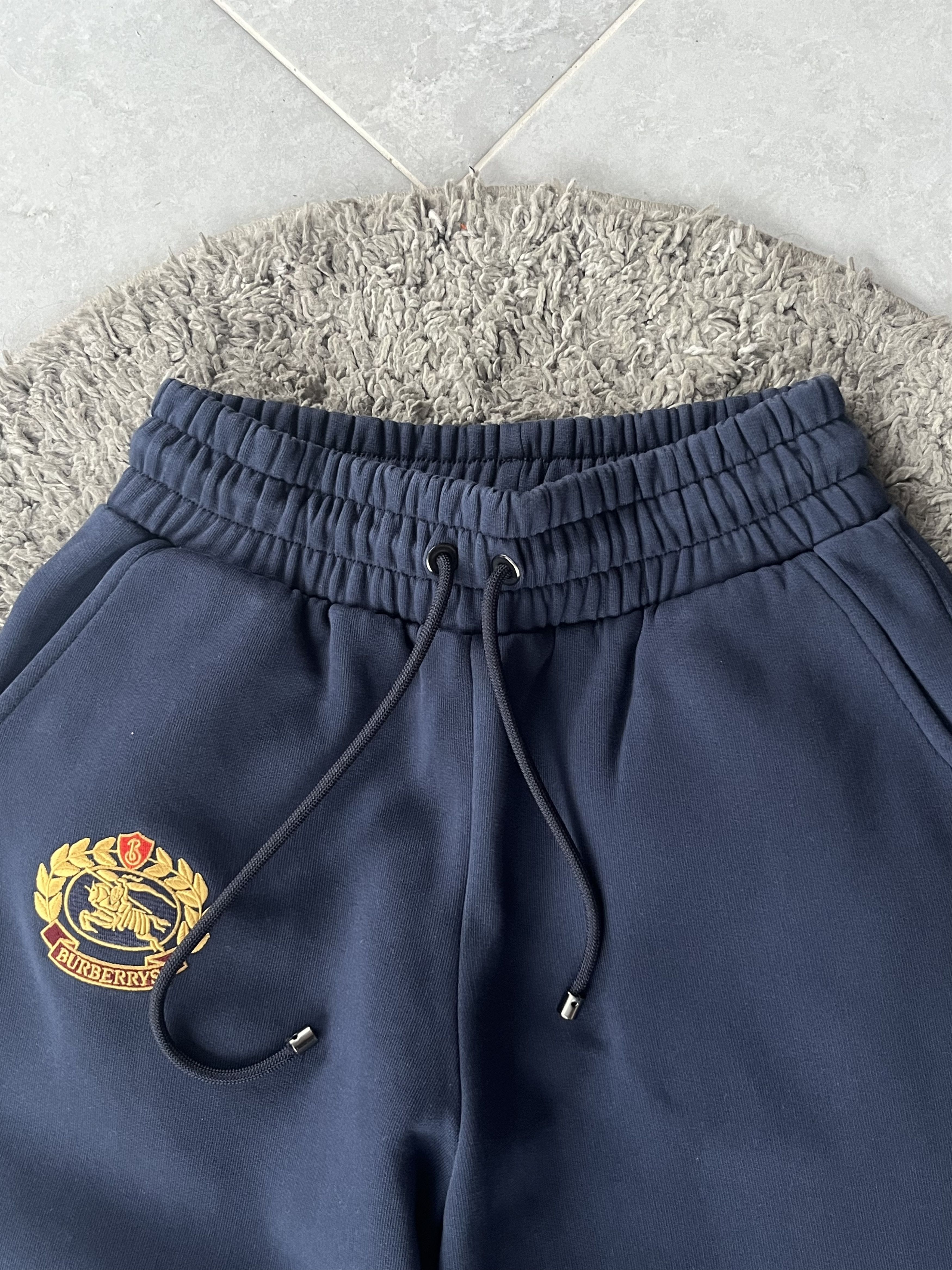 Vintage Luxury Pants Burberry Archive Crest Tracksuit