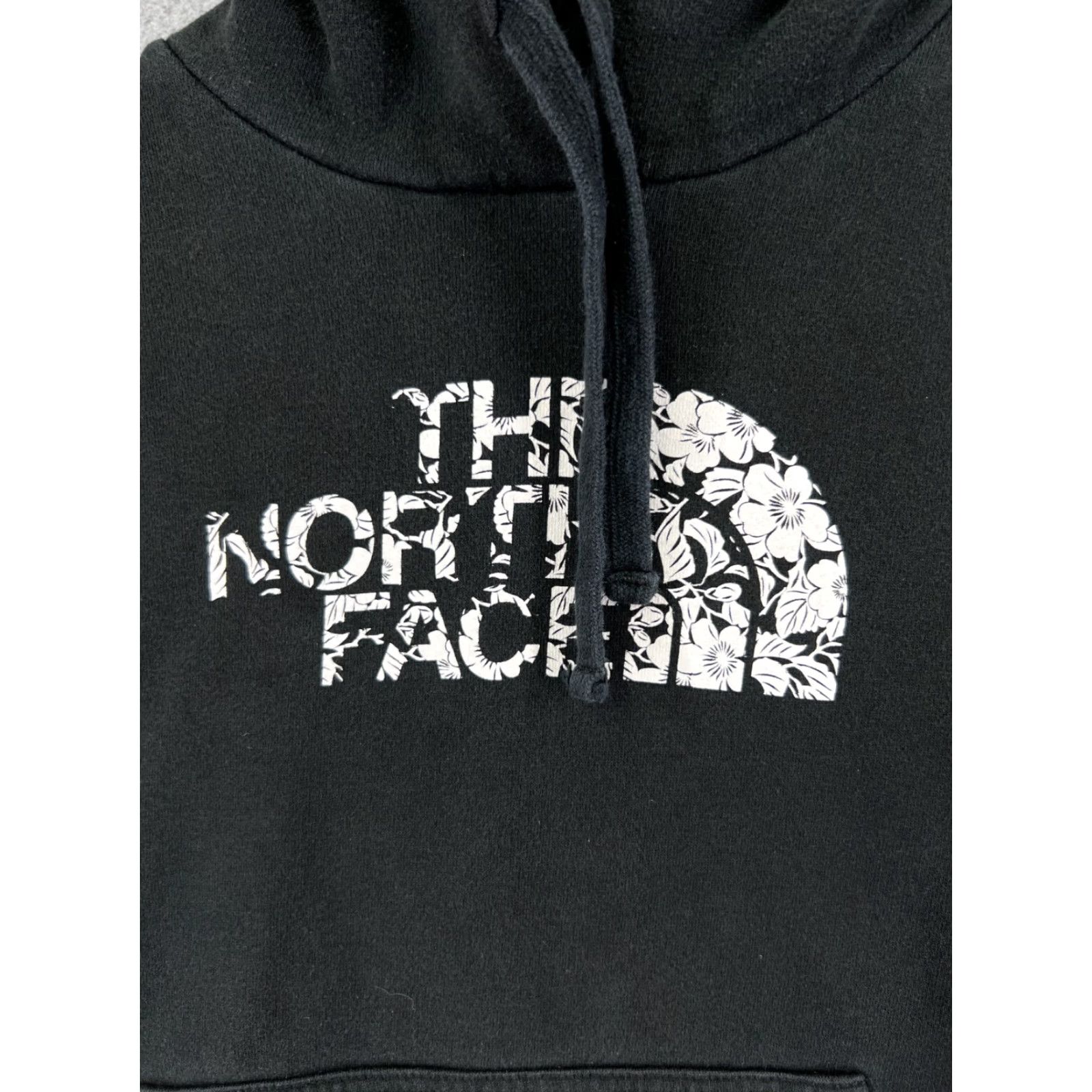 The North Face The North Face Hoodie Womens M Black Floral Pullover Cotton Blend Sweatshirt Crew Neck Size M / US 6-8 / IT 42-44 - 6 Thumbnail