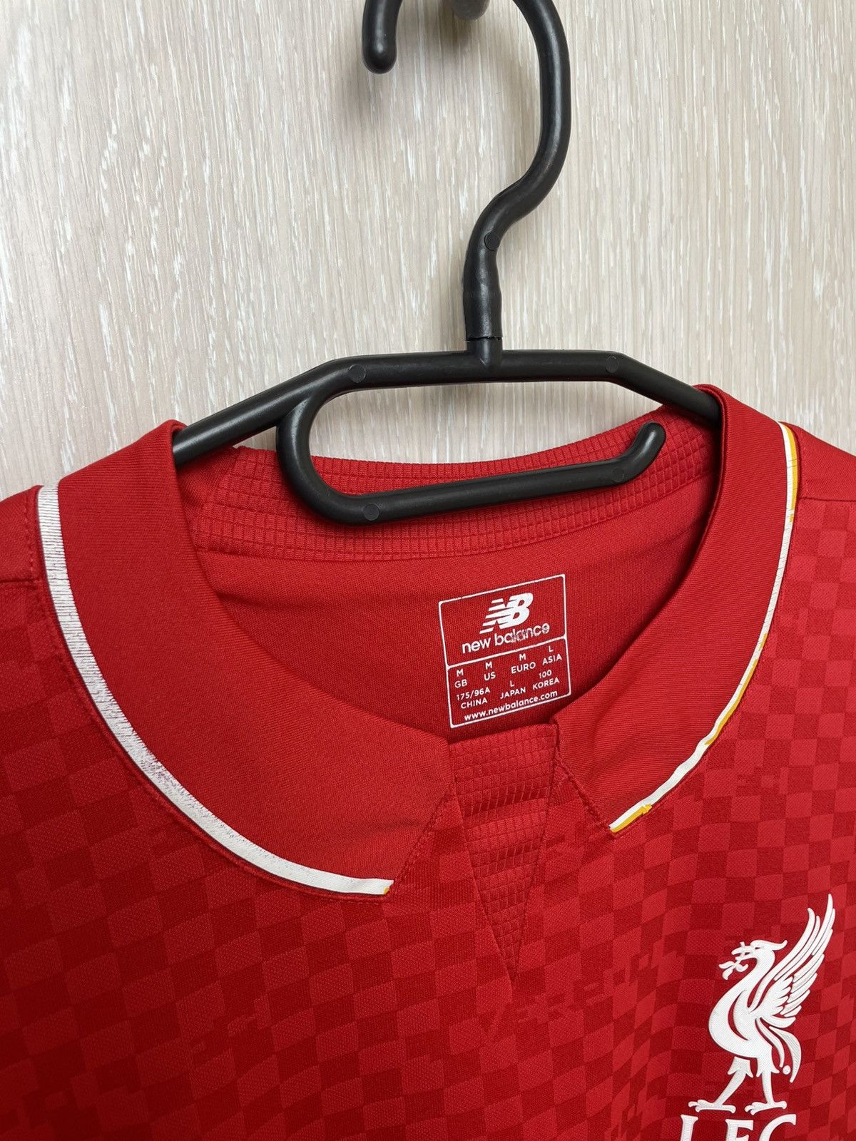 New Balance 2015 2016 Liverpool Home New Balance Soccer Jersey Size US M / EU 48-50 / 2 - 7 Thumbnail
