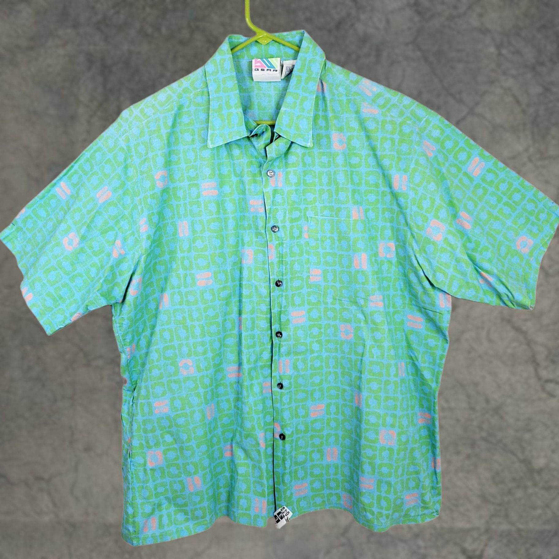 Pinko VINTAGE Surf Gear Shirt XL Adults Green Pink 1990s Short Sleeve Button-Front Hawaiian Cotton Shirt Mens Size US XL / EU 56 / 4 - 1 Thumbnail
