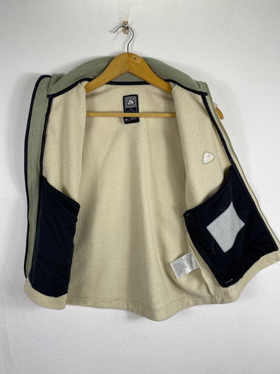 Nike ACG vintage nike acg fleece vest nice design Size US M / EU 48-50 / 2 - 8 Thumbnail