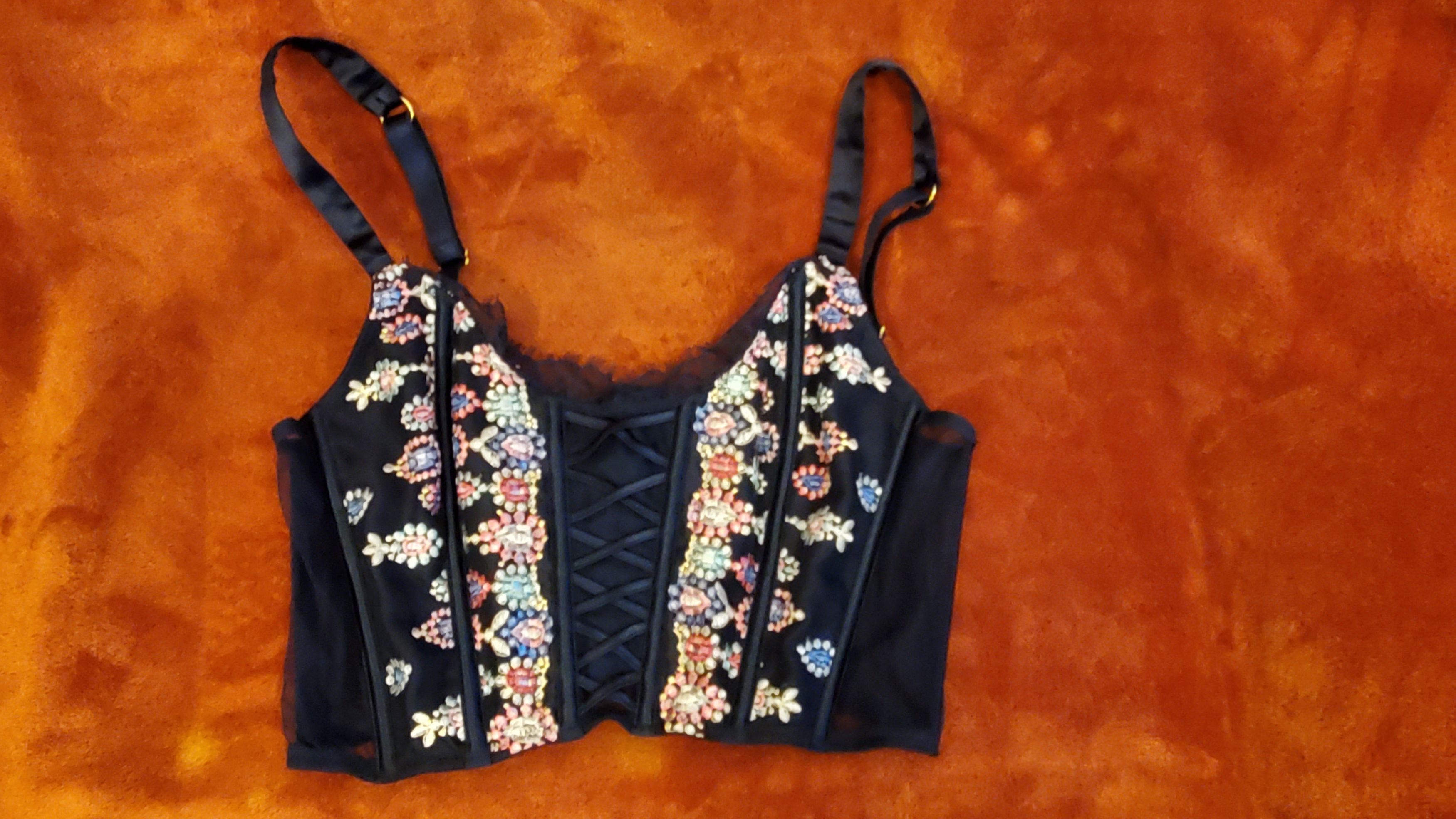 Victoria's Secret VIC SECRET NAVY BLUE EMBROIDERED BRALETT Size S / US 4 / IT 40 - 1 Thumbnail