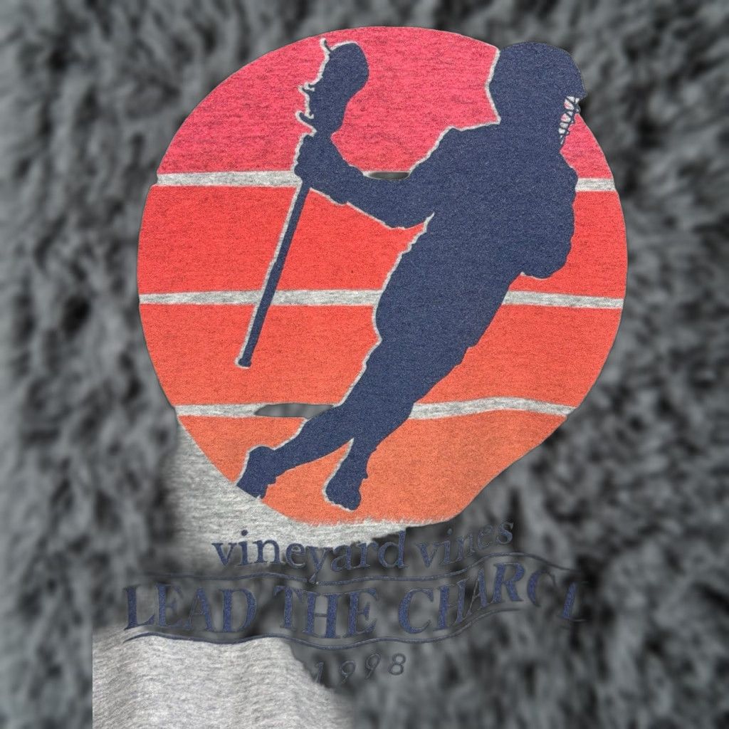 Vineyard Vines Vineyard Vines Graphic Print Long Sleeve T-Shirt Men's Medium Gray Lead The Charge Size US M / EU 48-50 / 2 - 1 Thumbnail