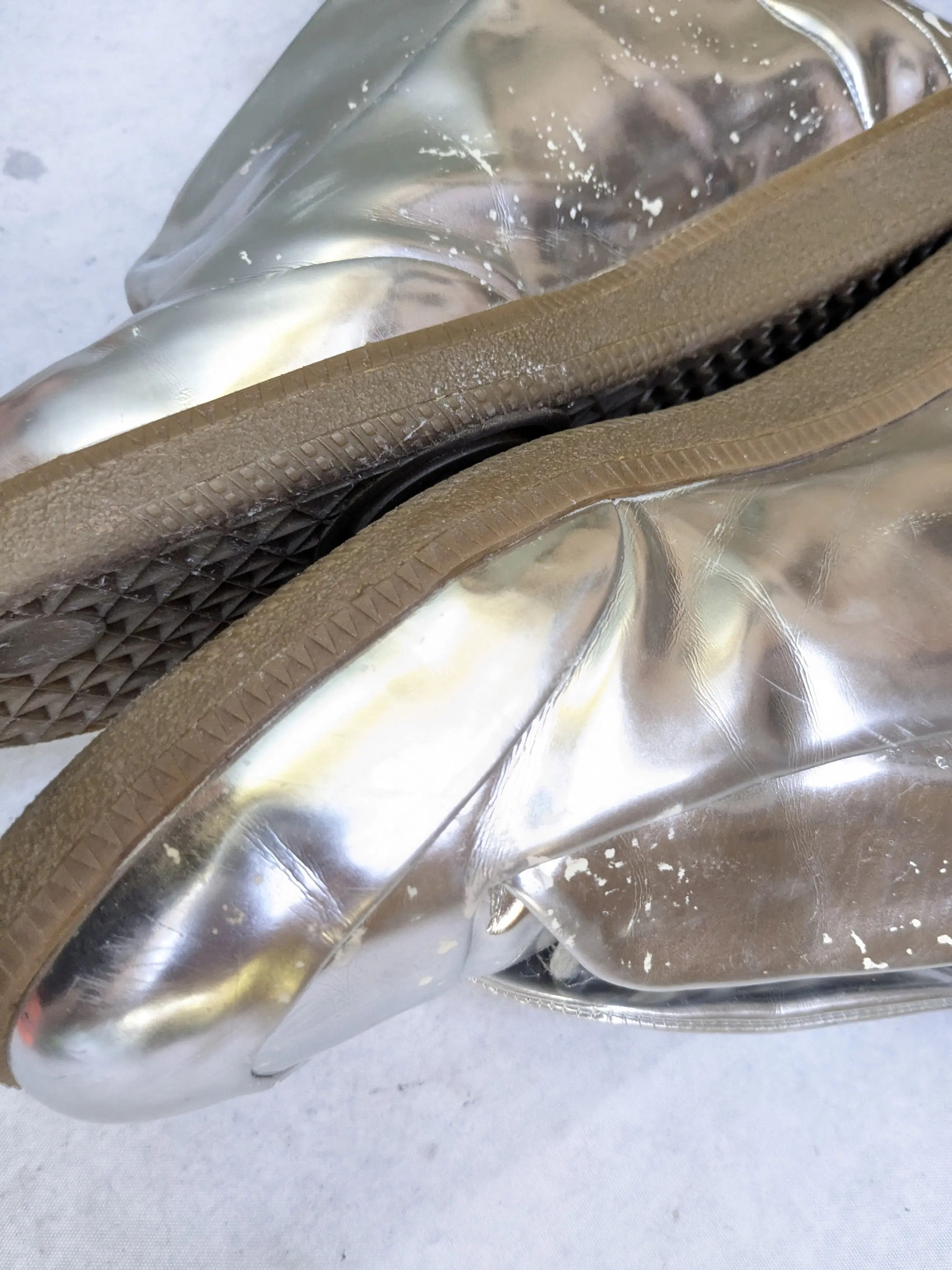 Maison Margiela Maison Margiela Future Silver High Top Sneakers 13 46 Size US 13 / EU 46 - 19 Thumbnail