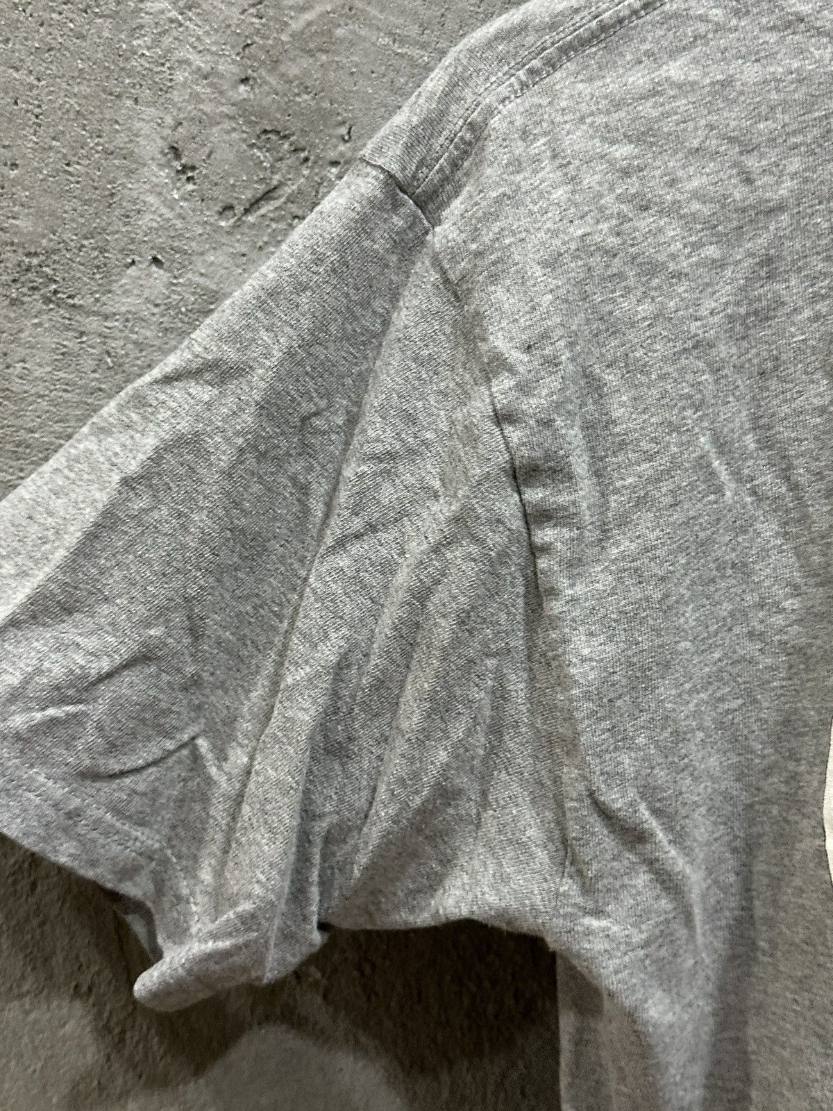 Stussy Stussy 2000s Design Grey Medium Size Tee Size US M / EU 48-50 / 2 - 9 Thumbnail