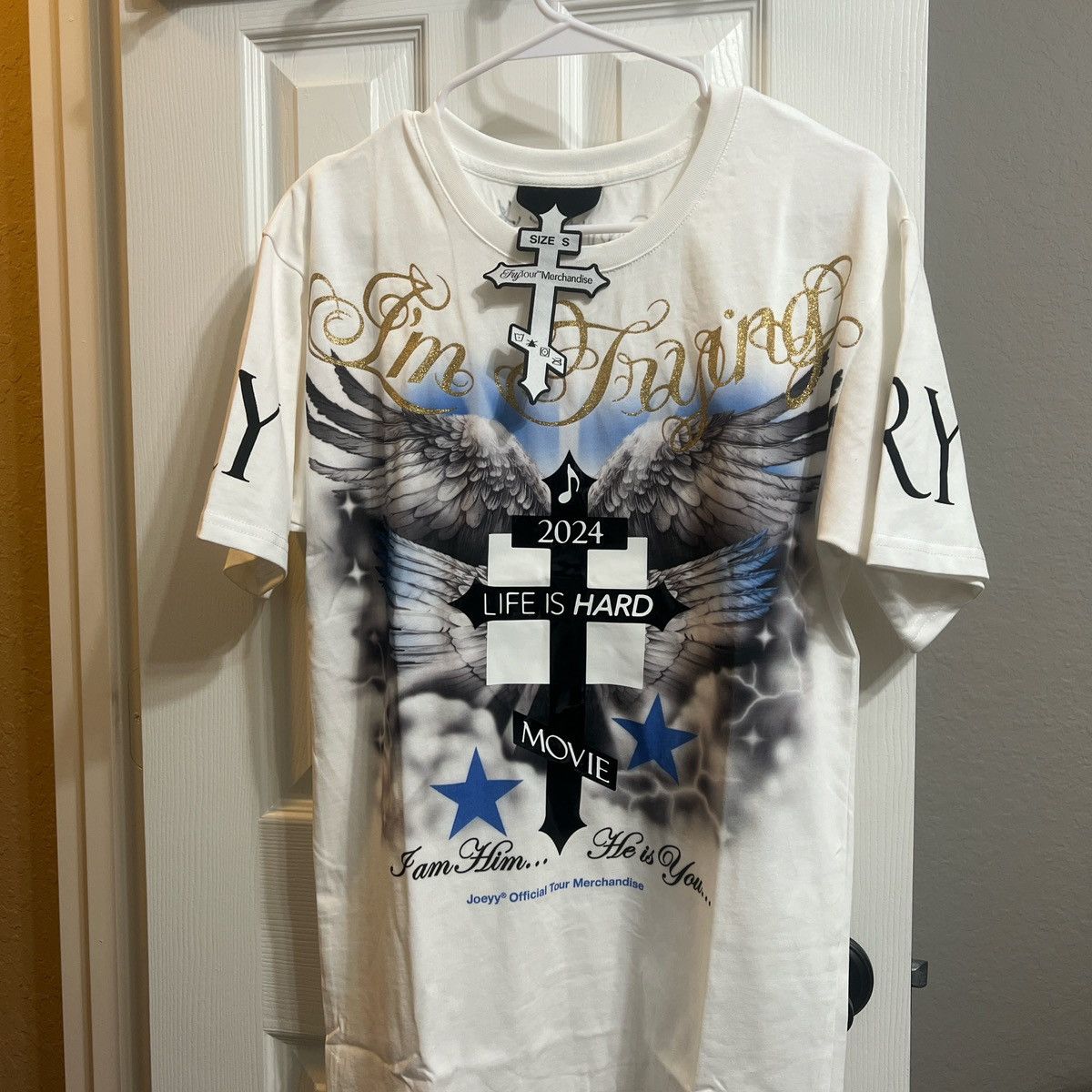 Signed Joeyy try tour merch