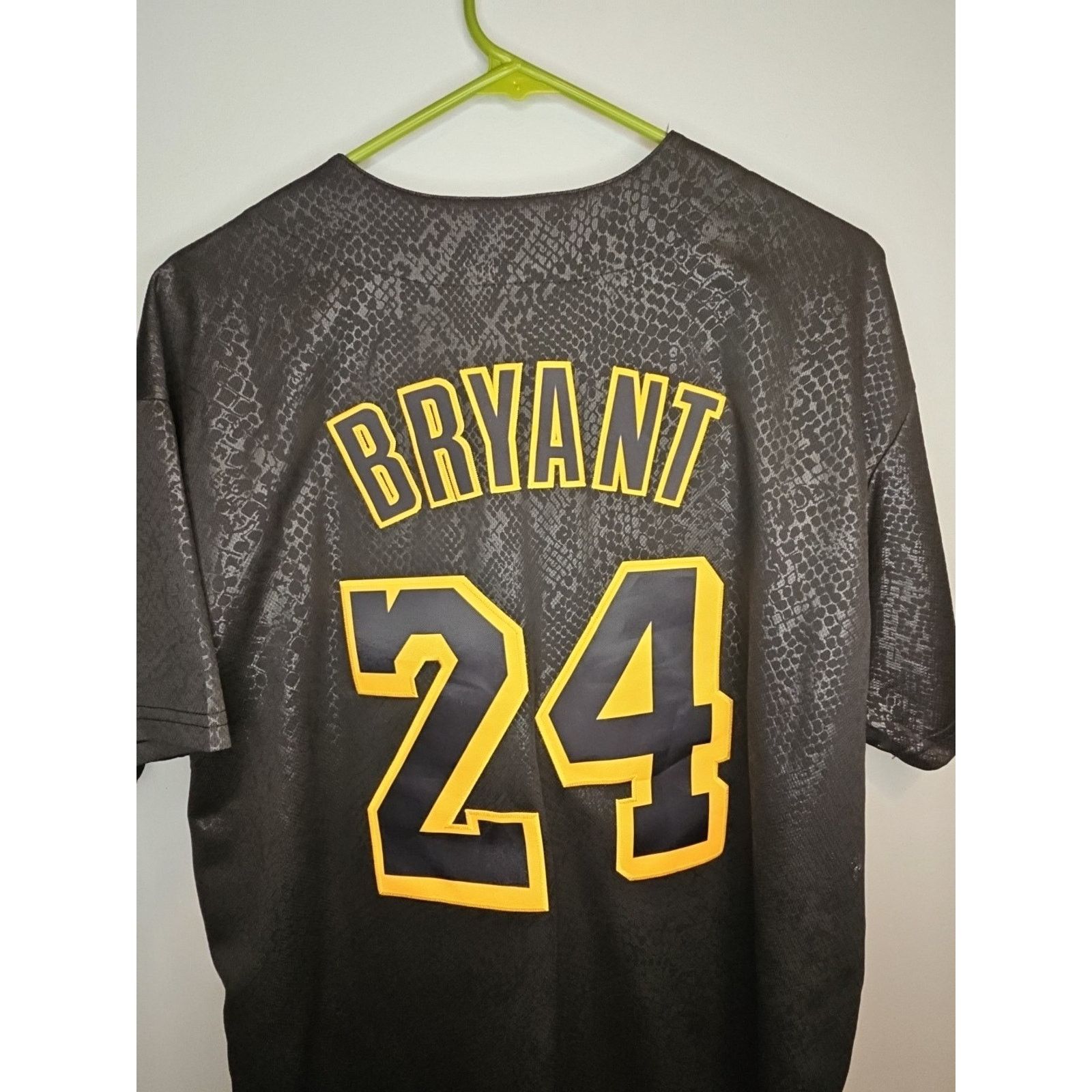 Other Kobe Bryant Black Mamba Baseball Jersey Men’s XL Lakers SGA Size US XL / EU 56 / 4 - 8 Thumbnail