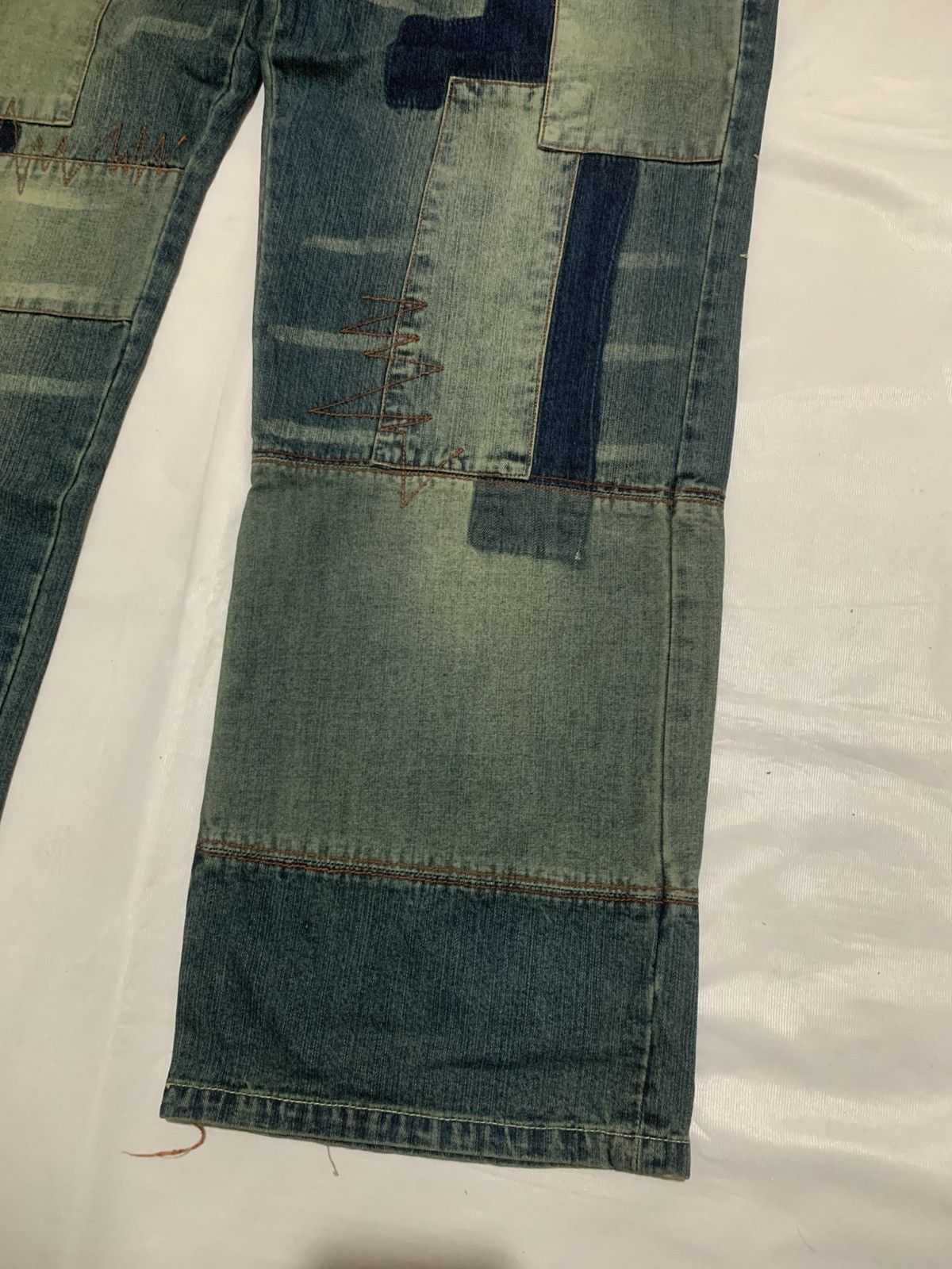 Akademiks Vintage Akademiks Multi Pocket Embroidered Baggy Y2K Jeans Size US 42 / EU 58 - 4 Thumbnail