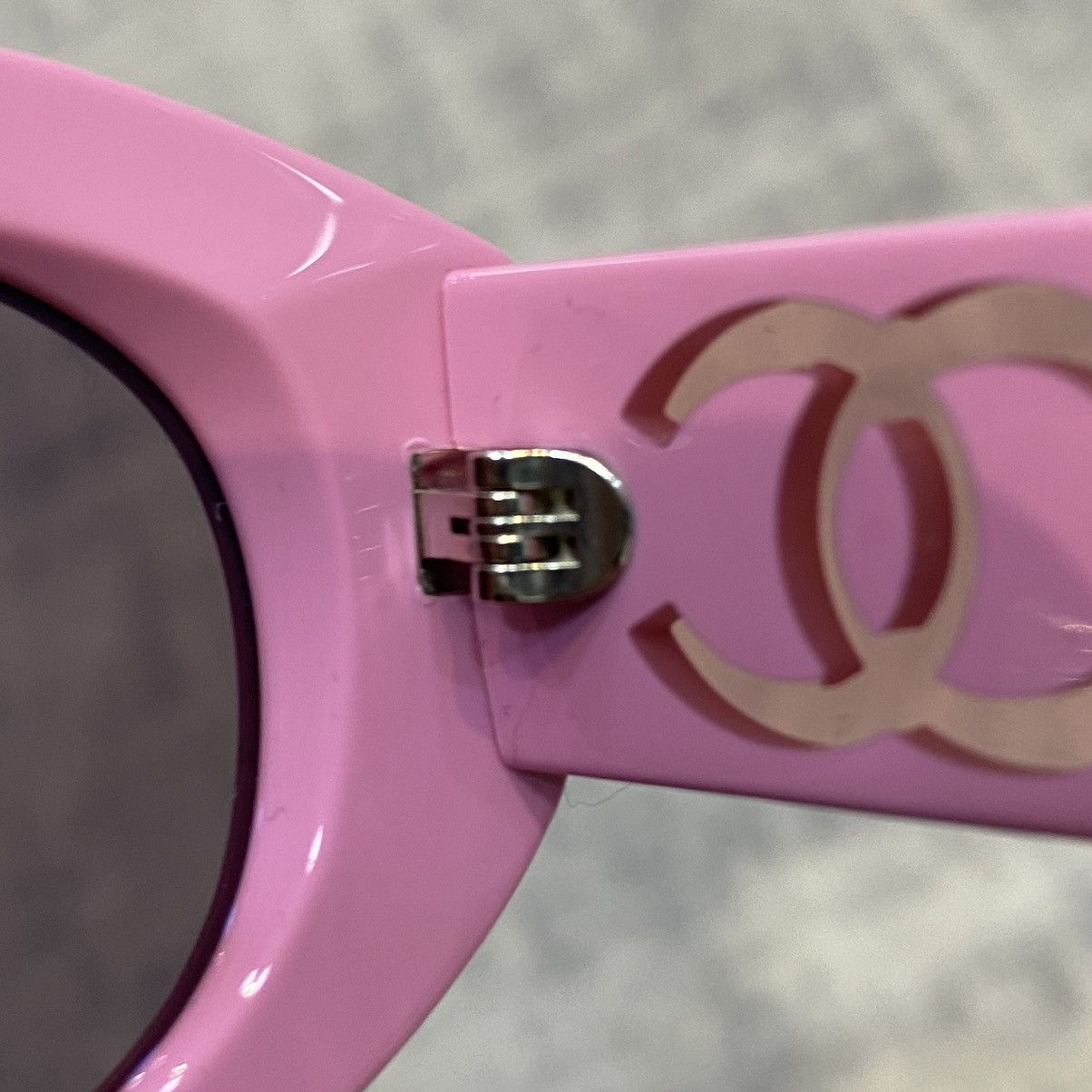 Chanel CHANEL 0CH5528 177653 BABY PINK Size ONE SIZE - 4 Thumbnail