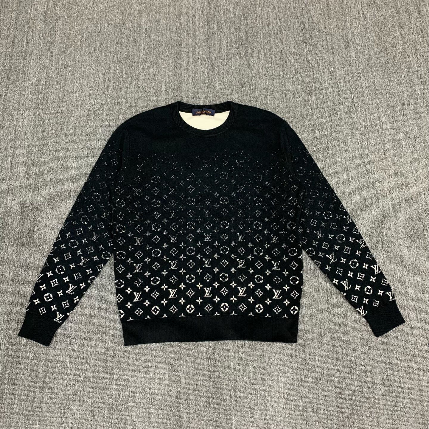 Louis Vuitton Louis Vuitton Black Monogram Knit Sweater Size US M / EU 48-50 / 2 - 1 Thumbnail