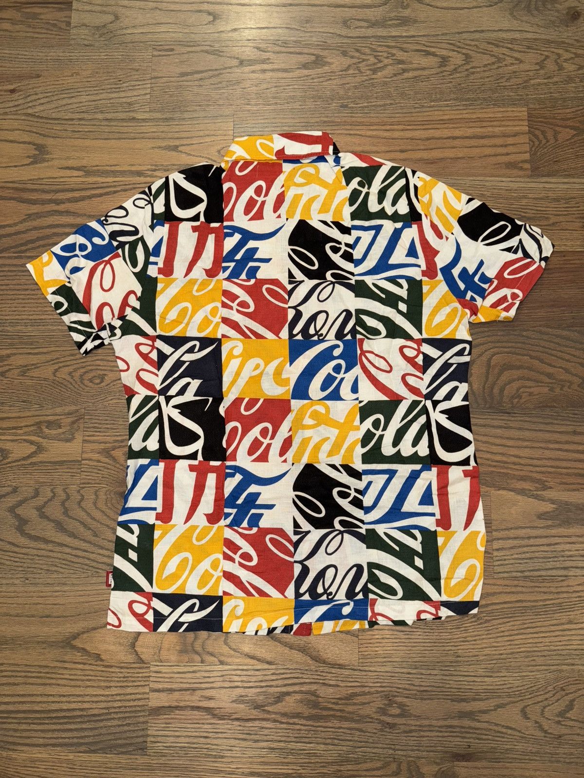 Kith Kith x Coca-Cola Limited Edition Button Up Tee. 4 color Size US M / EU 48-50 / 2 - 2 Thumbnail