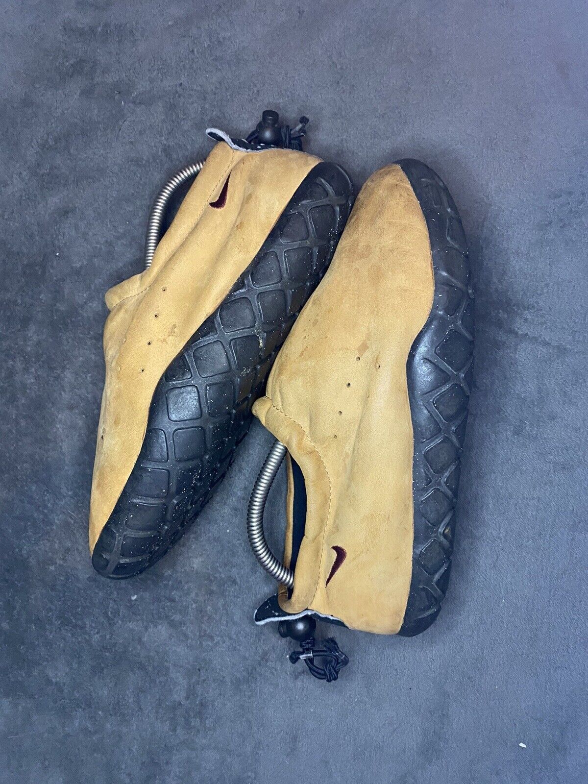 Nike Vintage 90s Nike Air Moc Flax Brick-Flax 175035-261 Shoes 7 Size US 7 / EU 40 - 6 Thumbnail