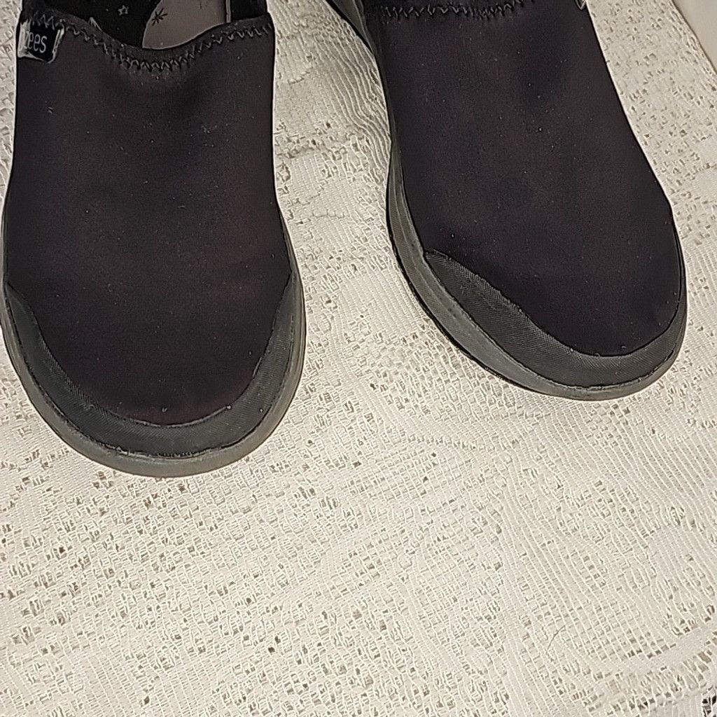 The Unbranded Brand Bzees Glee stretchable slip on black walking shoes sz 9.5 Size US 9.5 / IT 39.5 - 2 Thumbnail