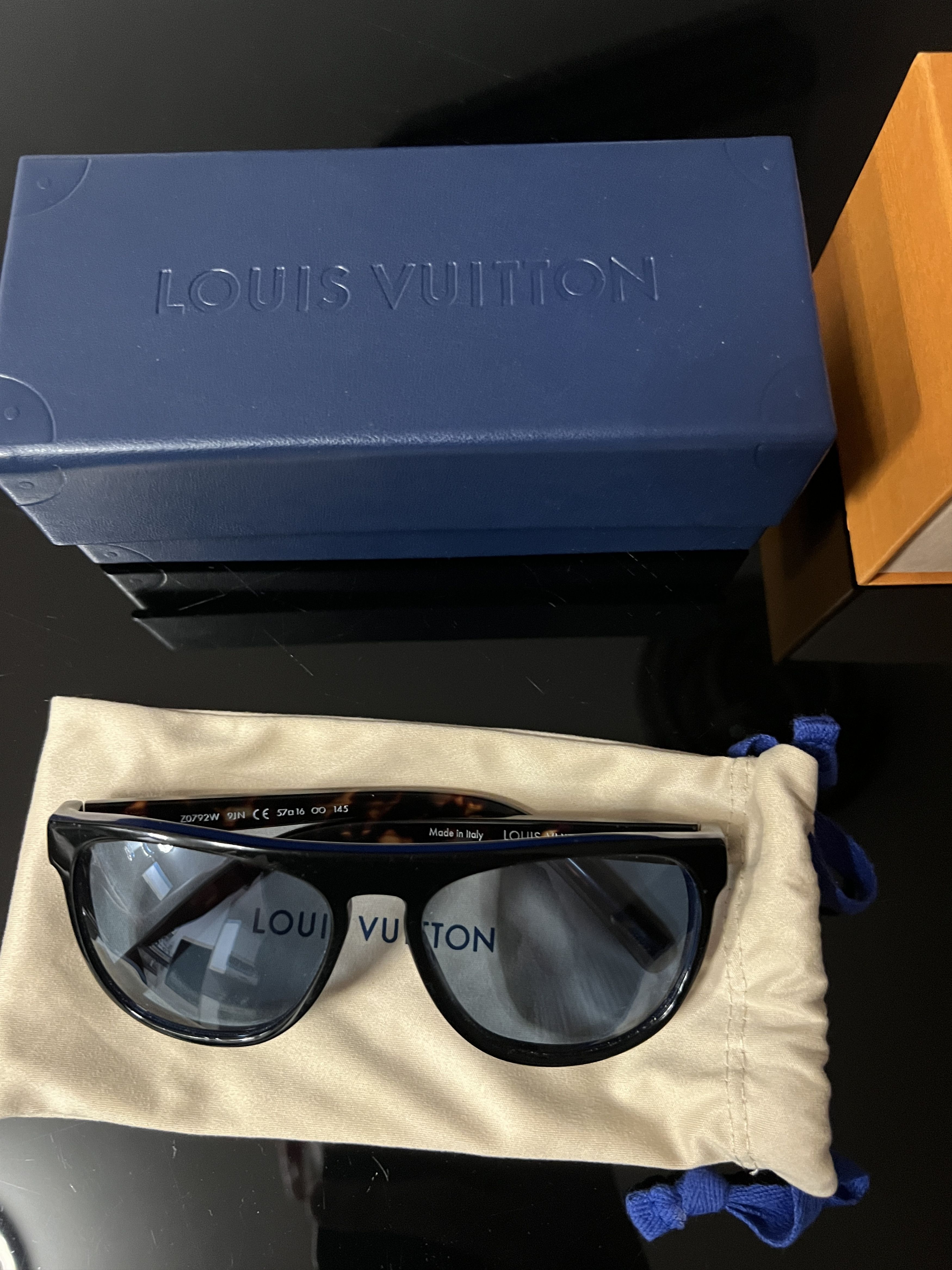 Louis Vuitton Shades blue oliver