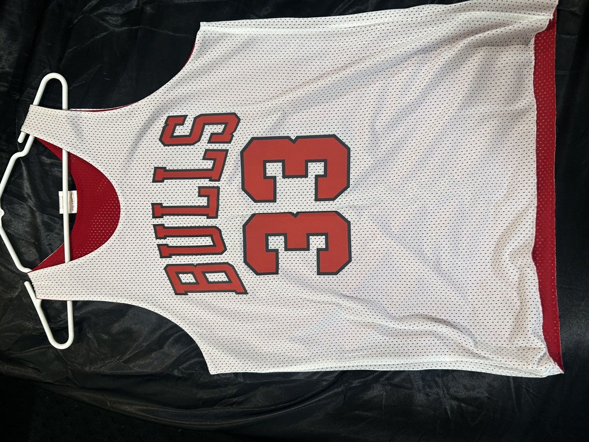 Mitchell & Ness NBA Bulls jersey Size US L / EU 52-54 / 3 - 4 Thumbnail